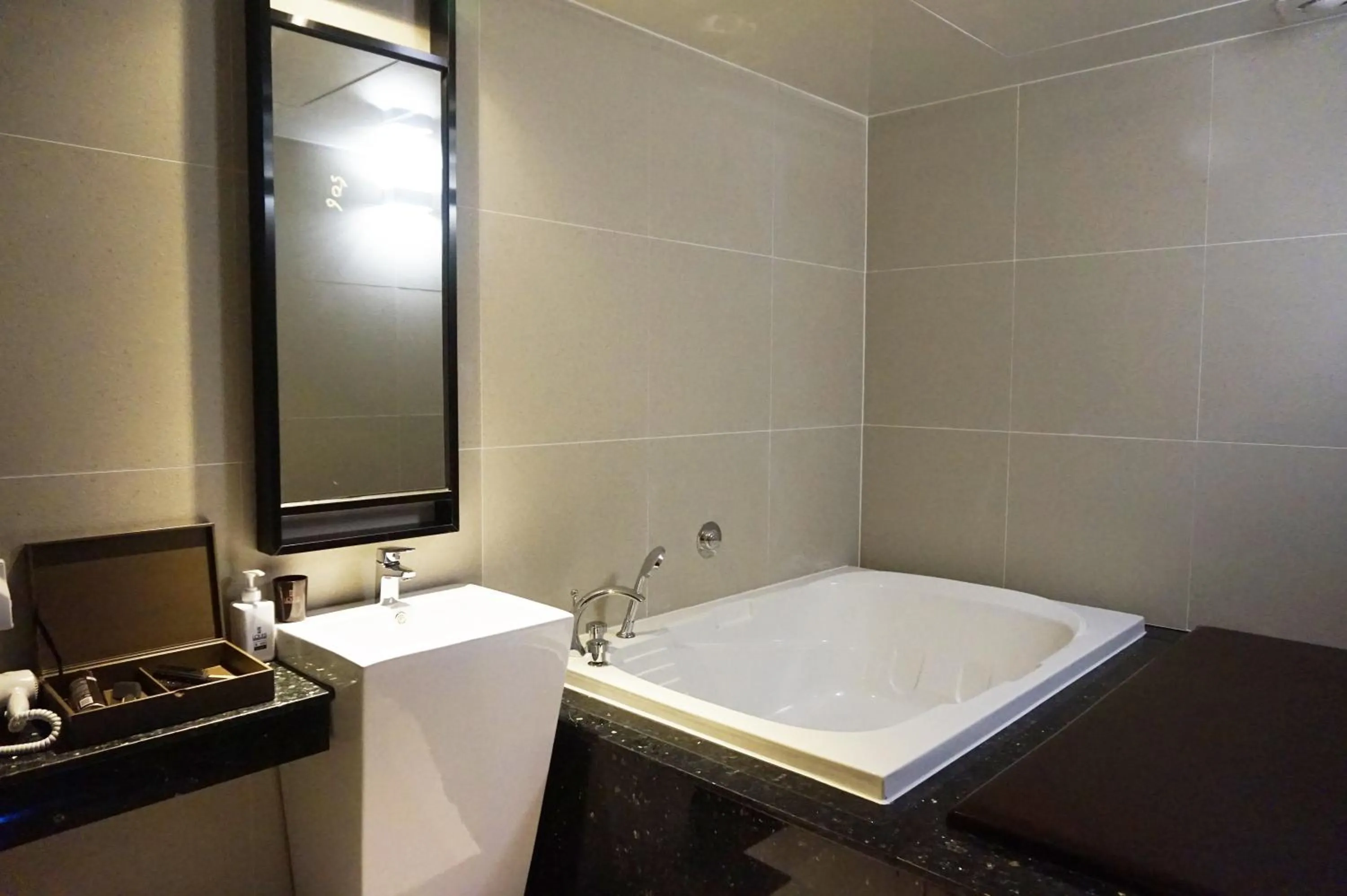 Double or Twin Room with Bathroom in Louis Boutique Hotel