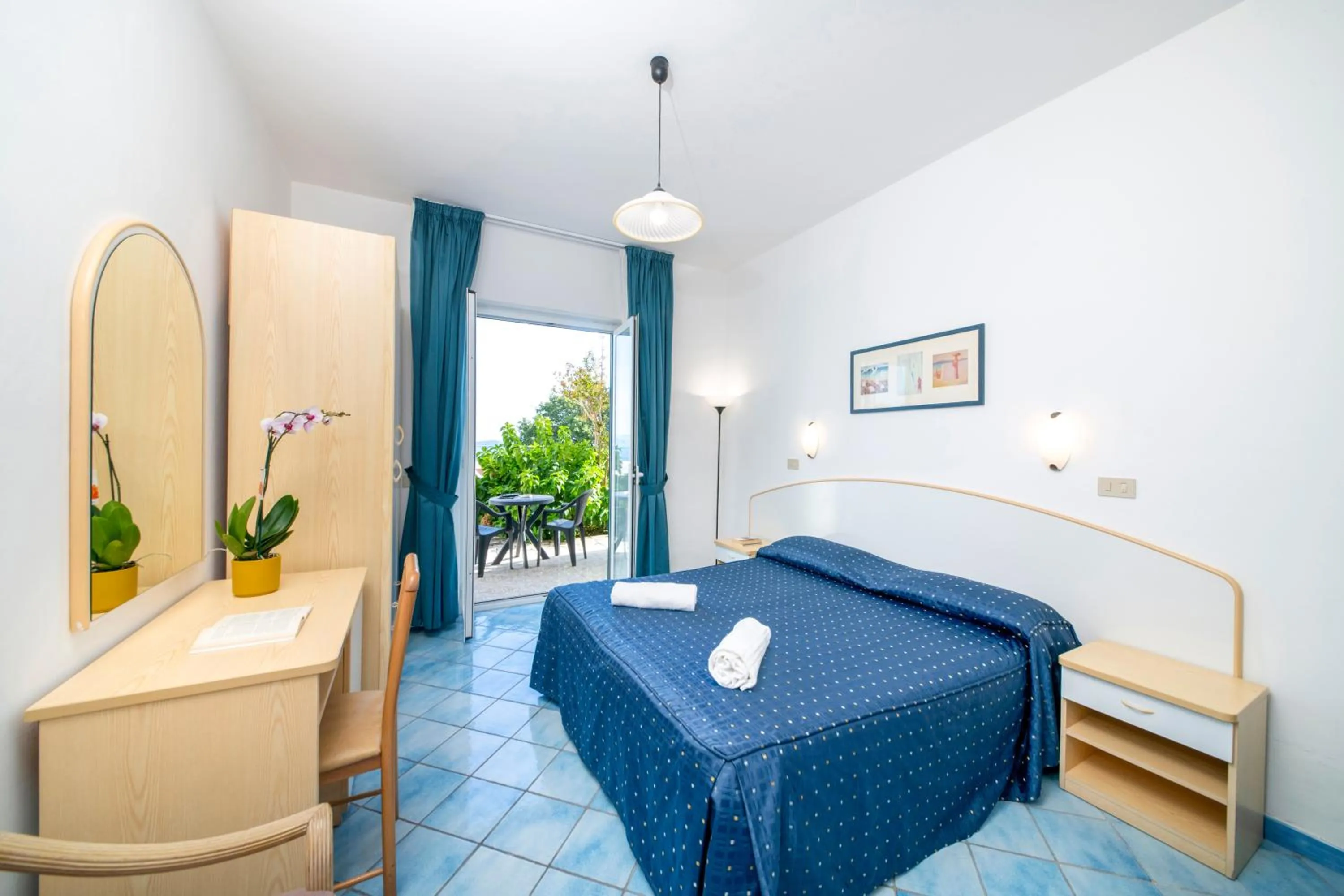 Standard Double Room in Hotel Villa Ireos