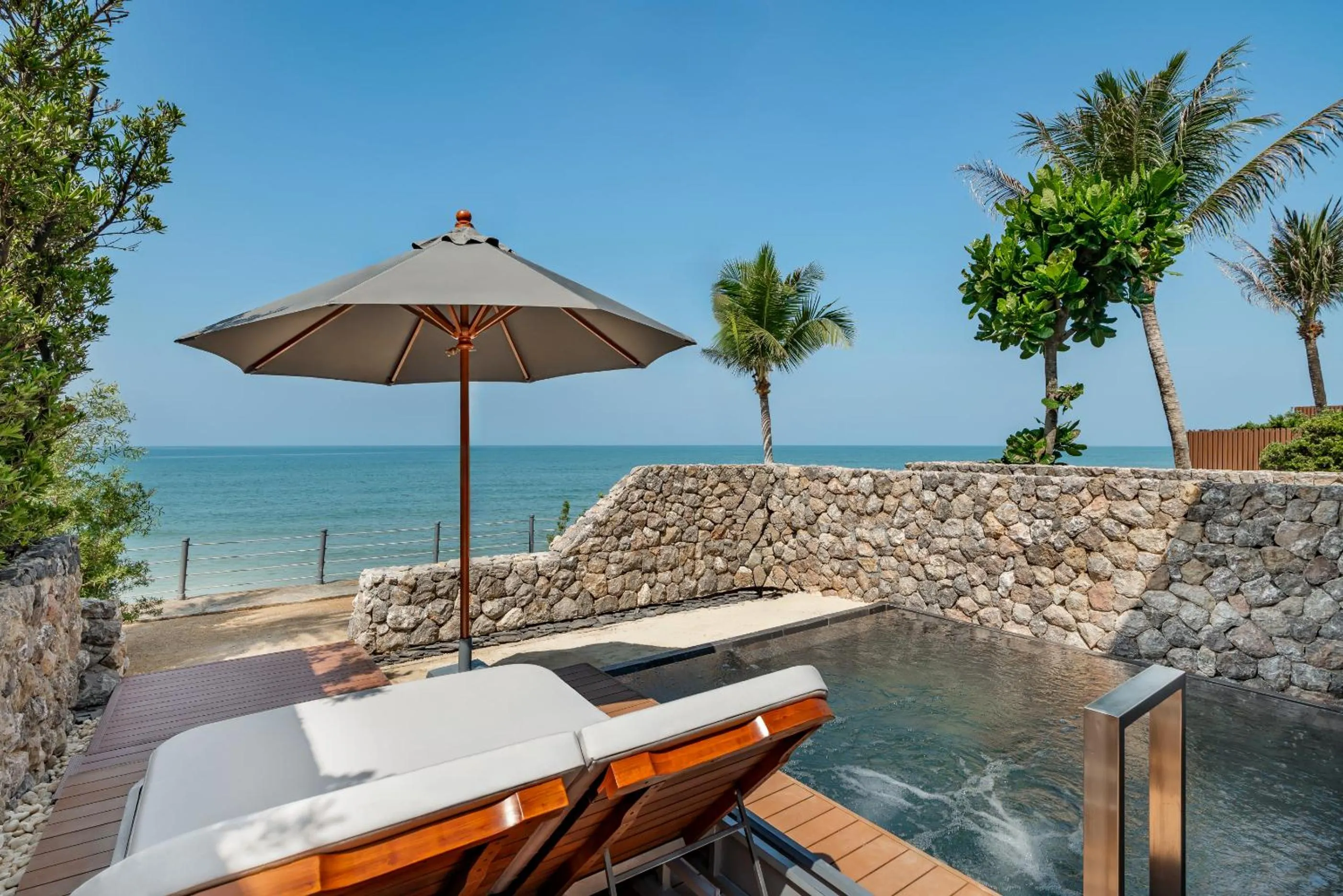 Villa with Private Pool - Beach Front in Casa De La Flora - SHA Extra Plus