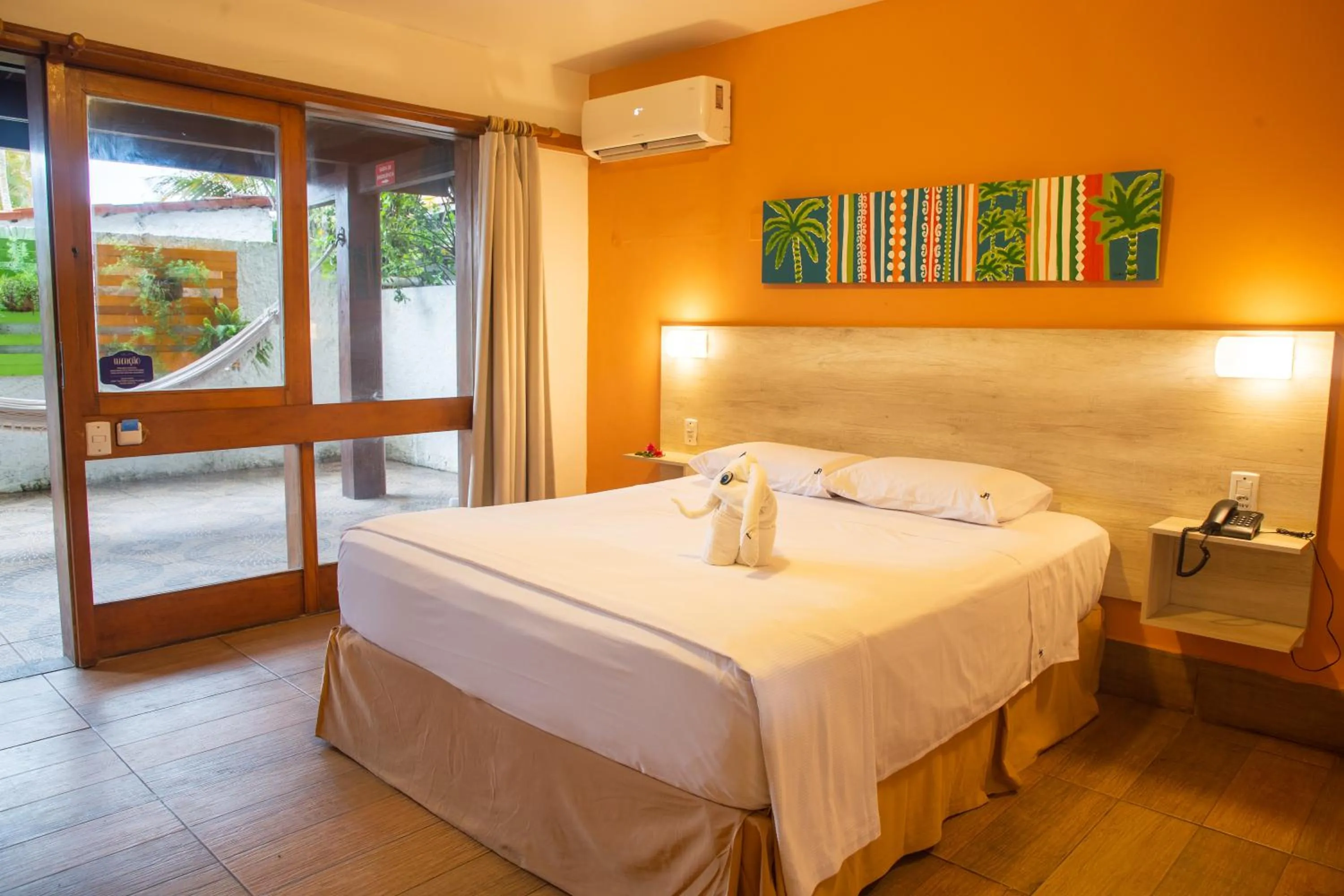 Deluxe Double Room (2 Adults + 1 Child) in Jardim Atlântico Beach Resort