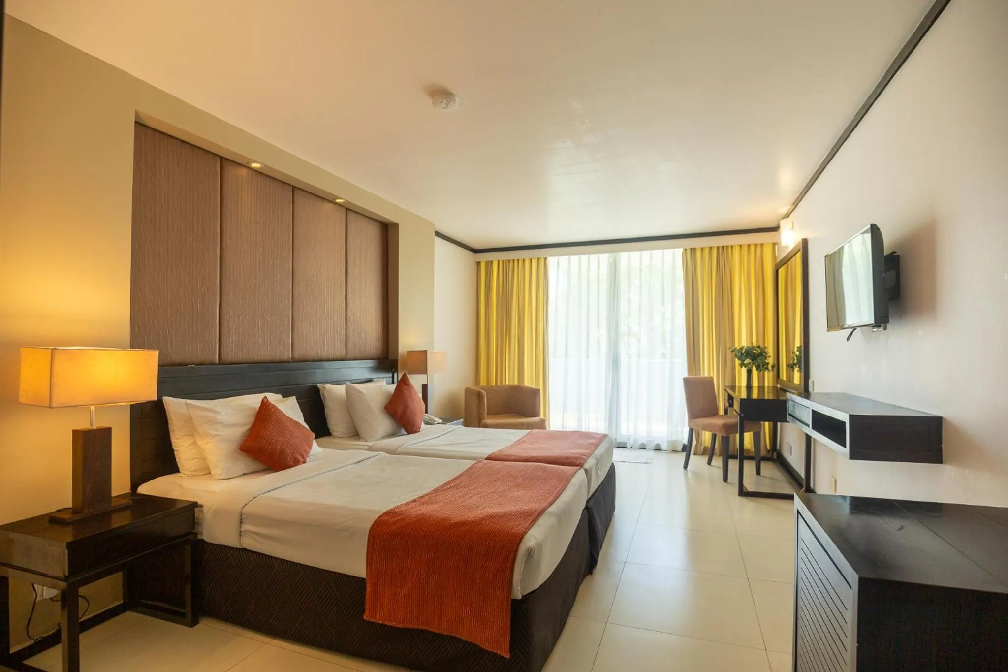 Premium Twin Room in Pegasus Reef - A Beach Resort in Colombo