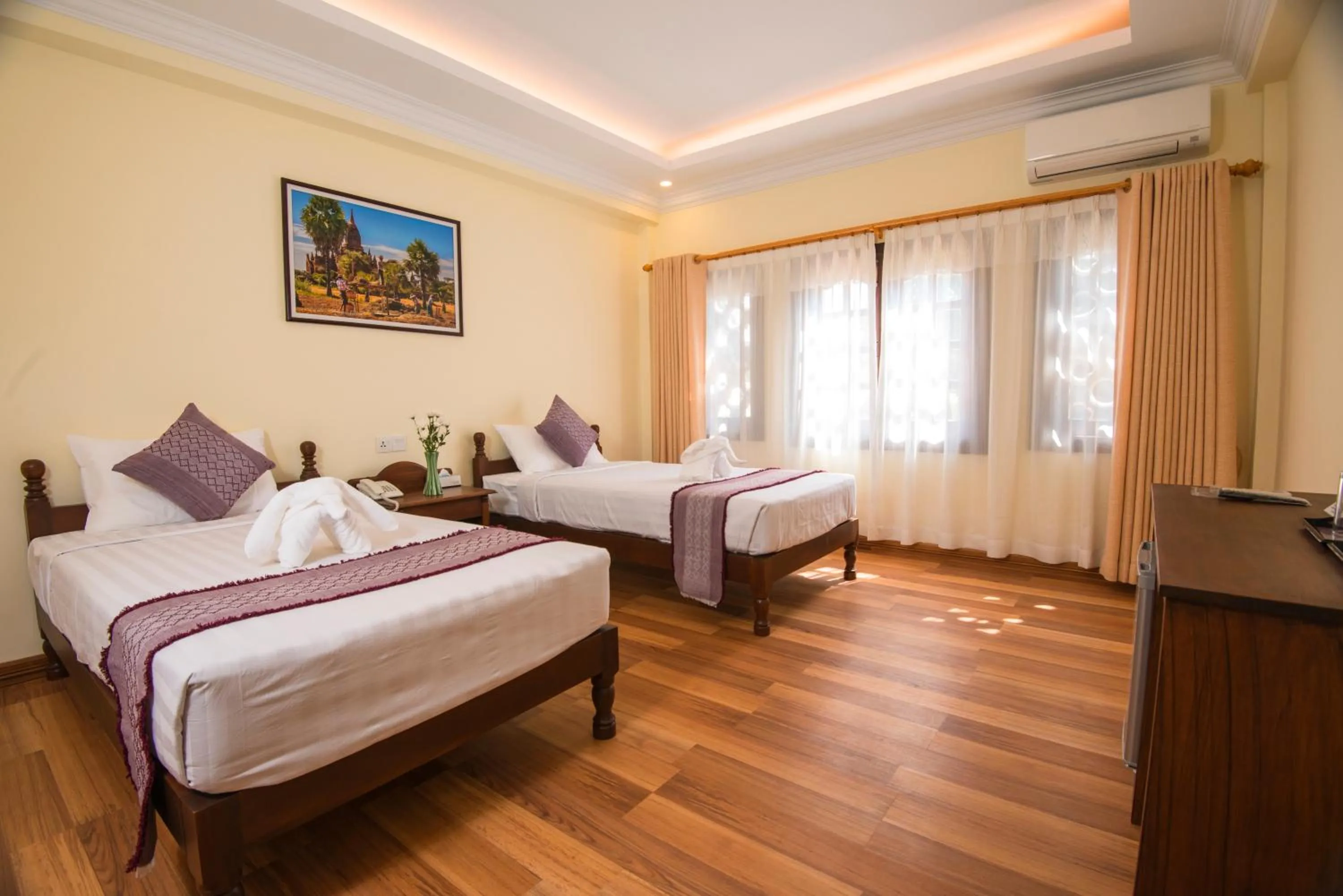 Deluxe Twin Room in Bagan View Hotel