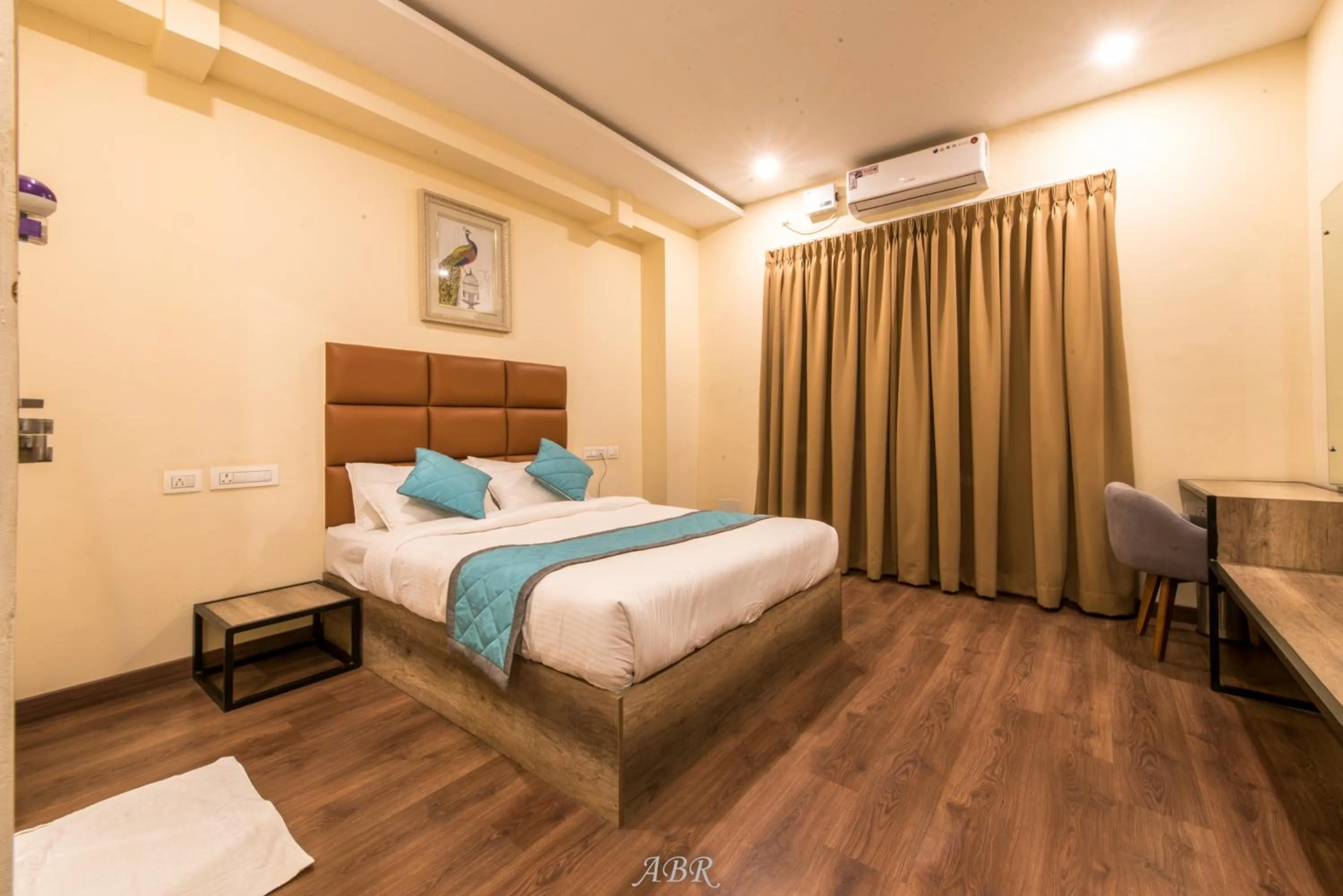 Deluxe Double Room in Caramel Hotels