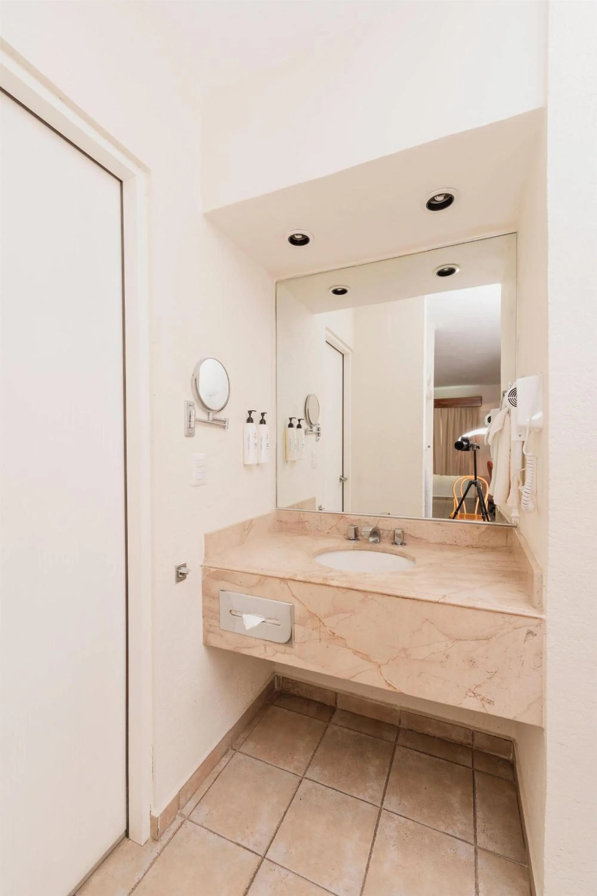 Double Room with Two Double Beds - Non-Smoking in Comfort Inn Tampico