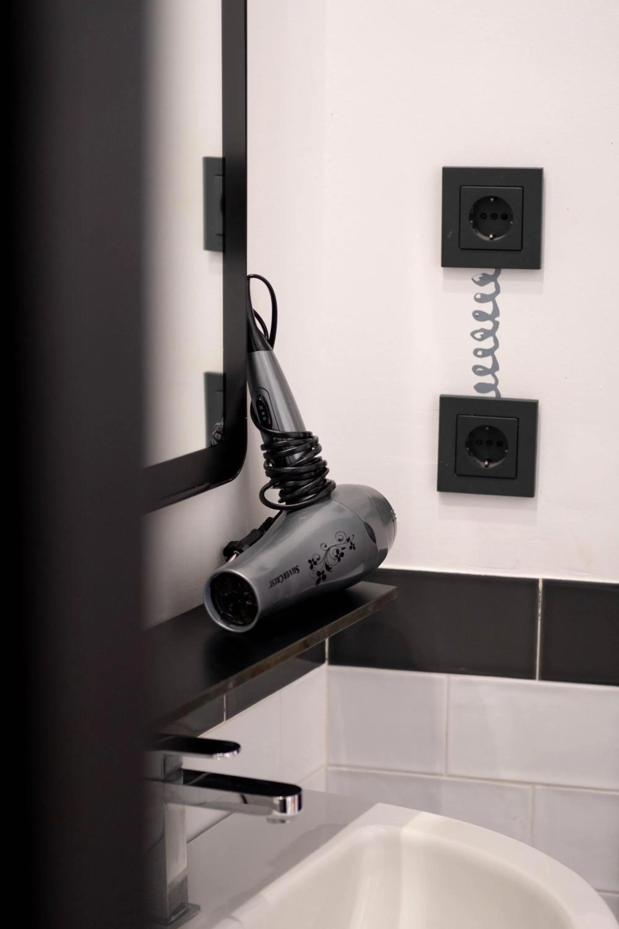 Comfort Quadruple Room in U-Sense For You Hostel Sevilla