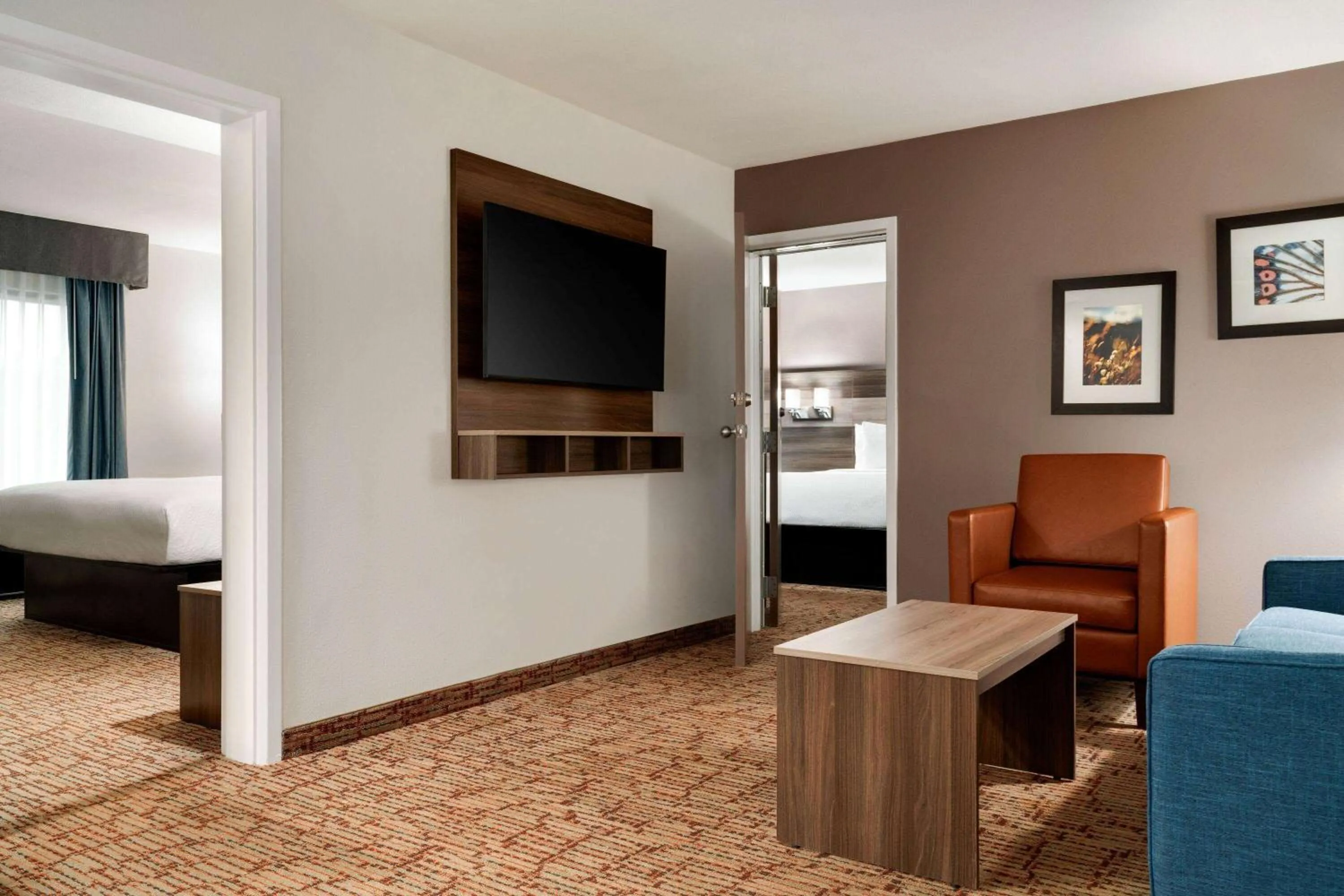 One-Bedroom King Suite - Non-Smoking in Baymont by Wyndham Augusta West