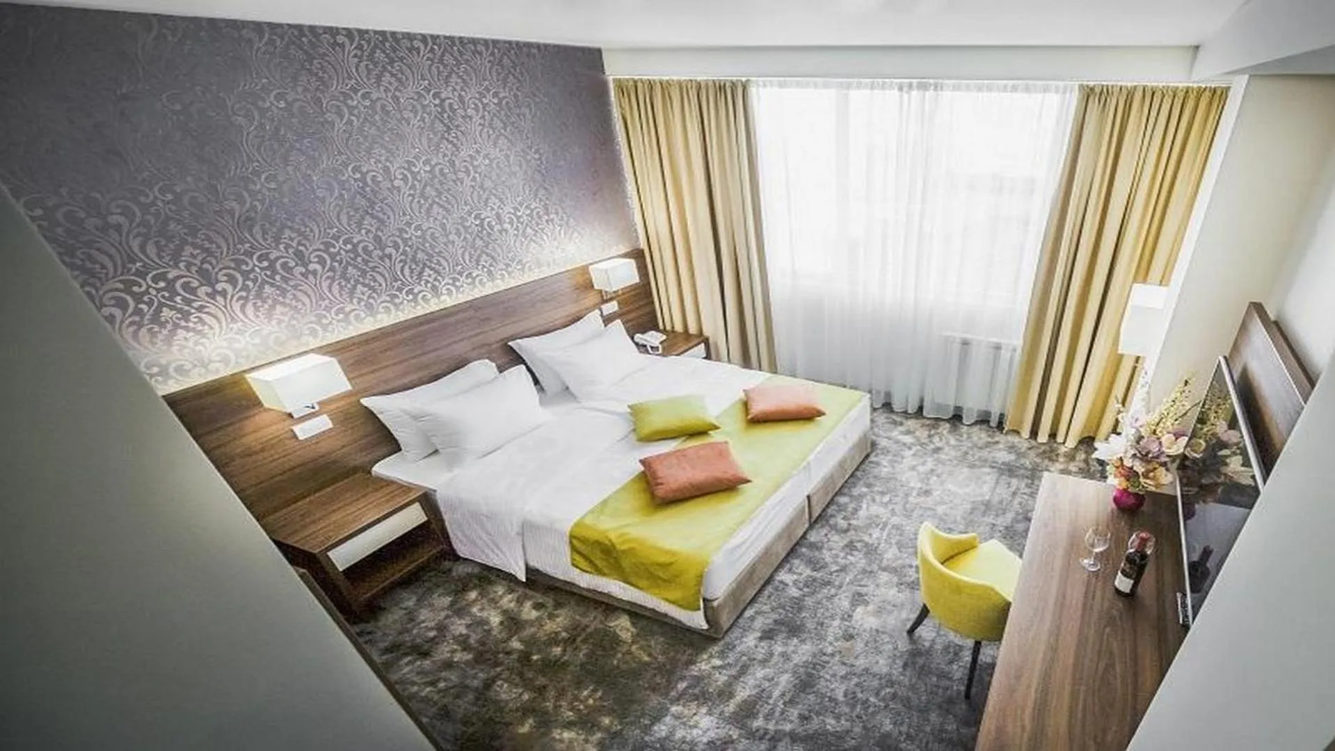 Superior Double Room in Hotel Marshal Garni