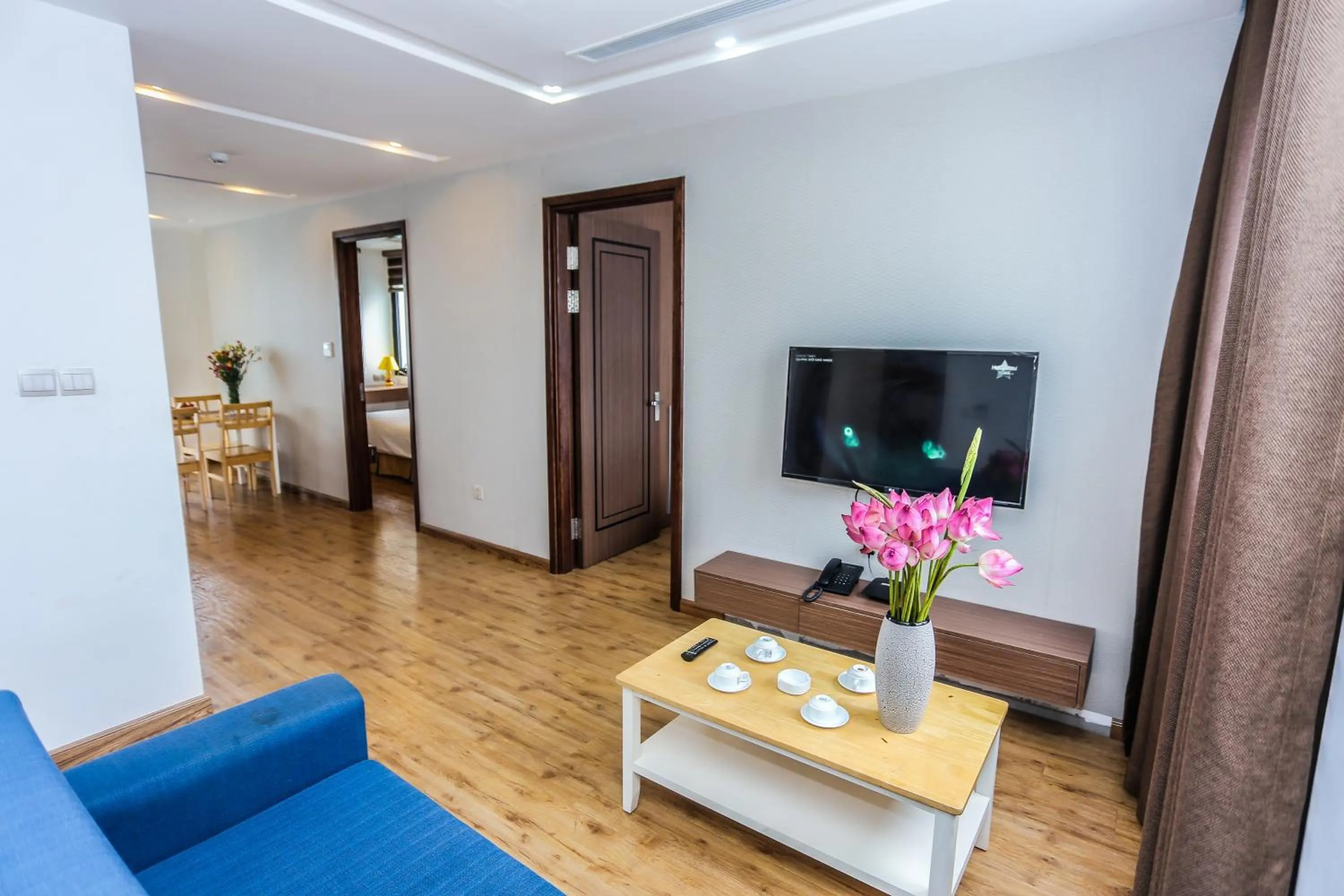 Apartment with Balcony in Ficus Suites