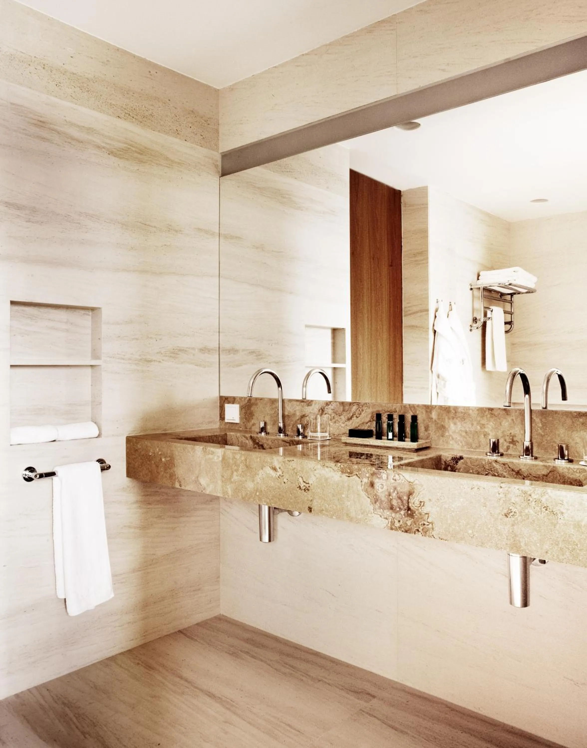 Superior King Room - single occupancy in Square Nine Hotel Belgrade-The Leading Hotels of The World