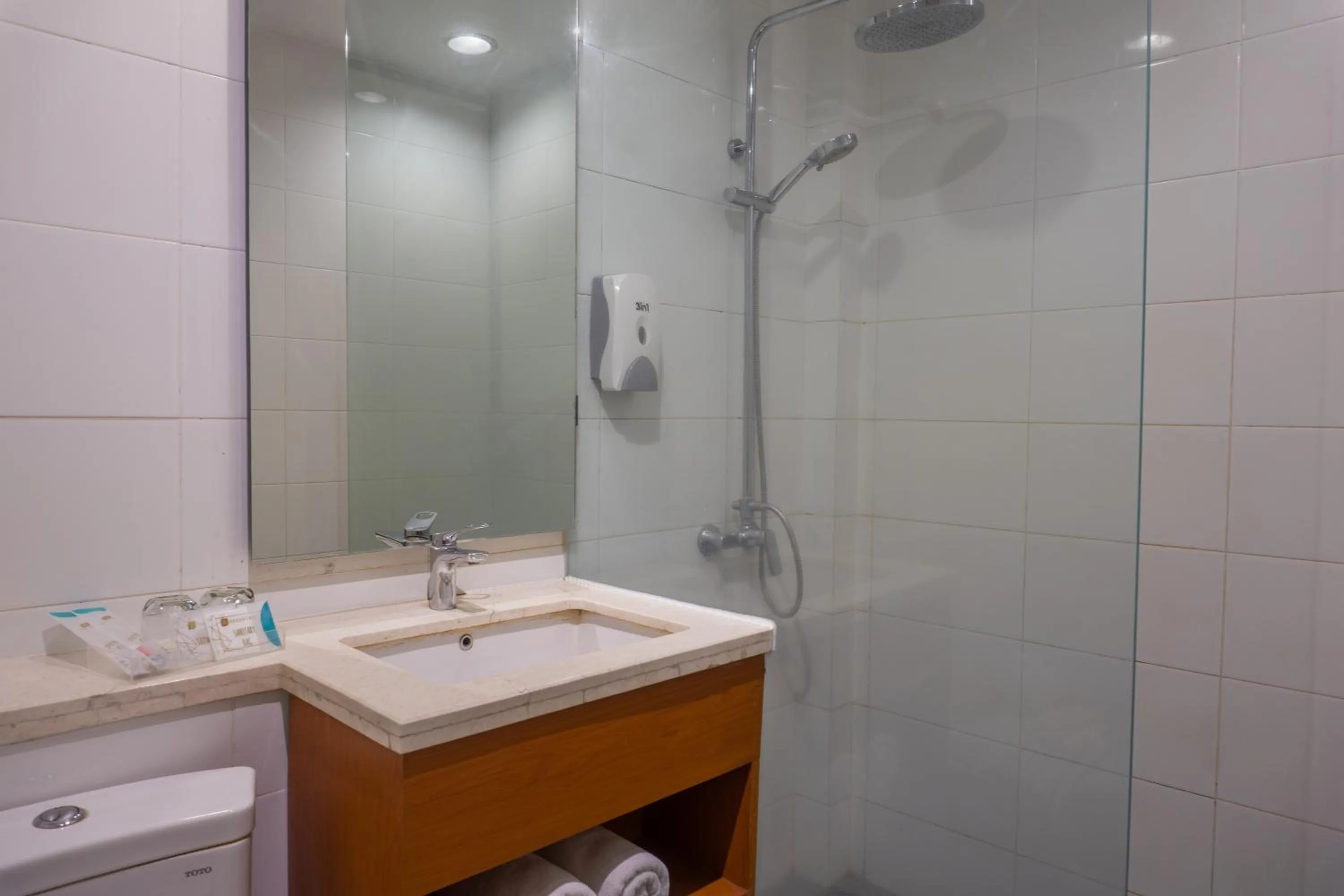 Superior Twin Room in Regantris Malioboro