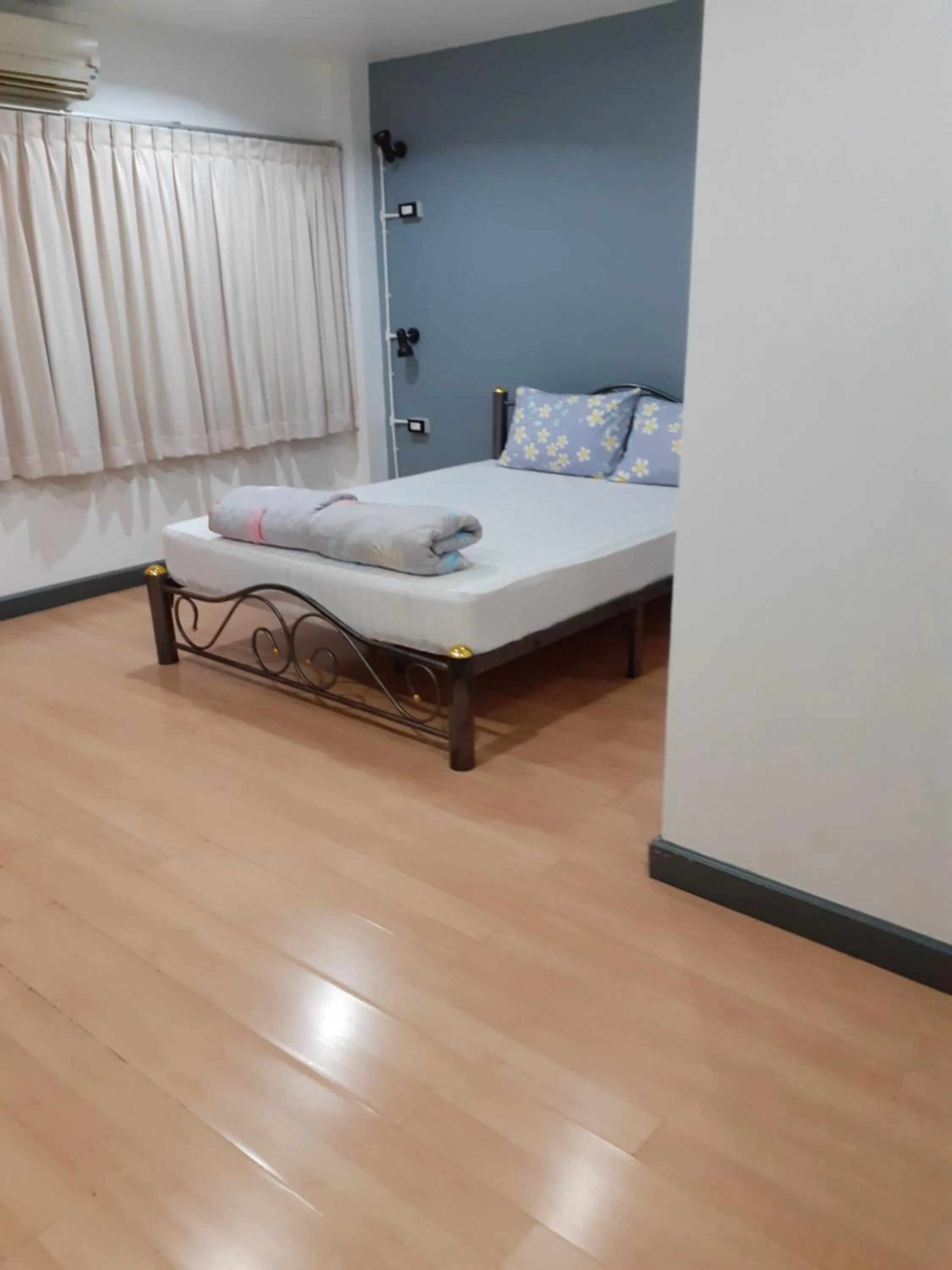 Standard Family Room in BaanSu Hostel