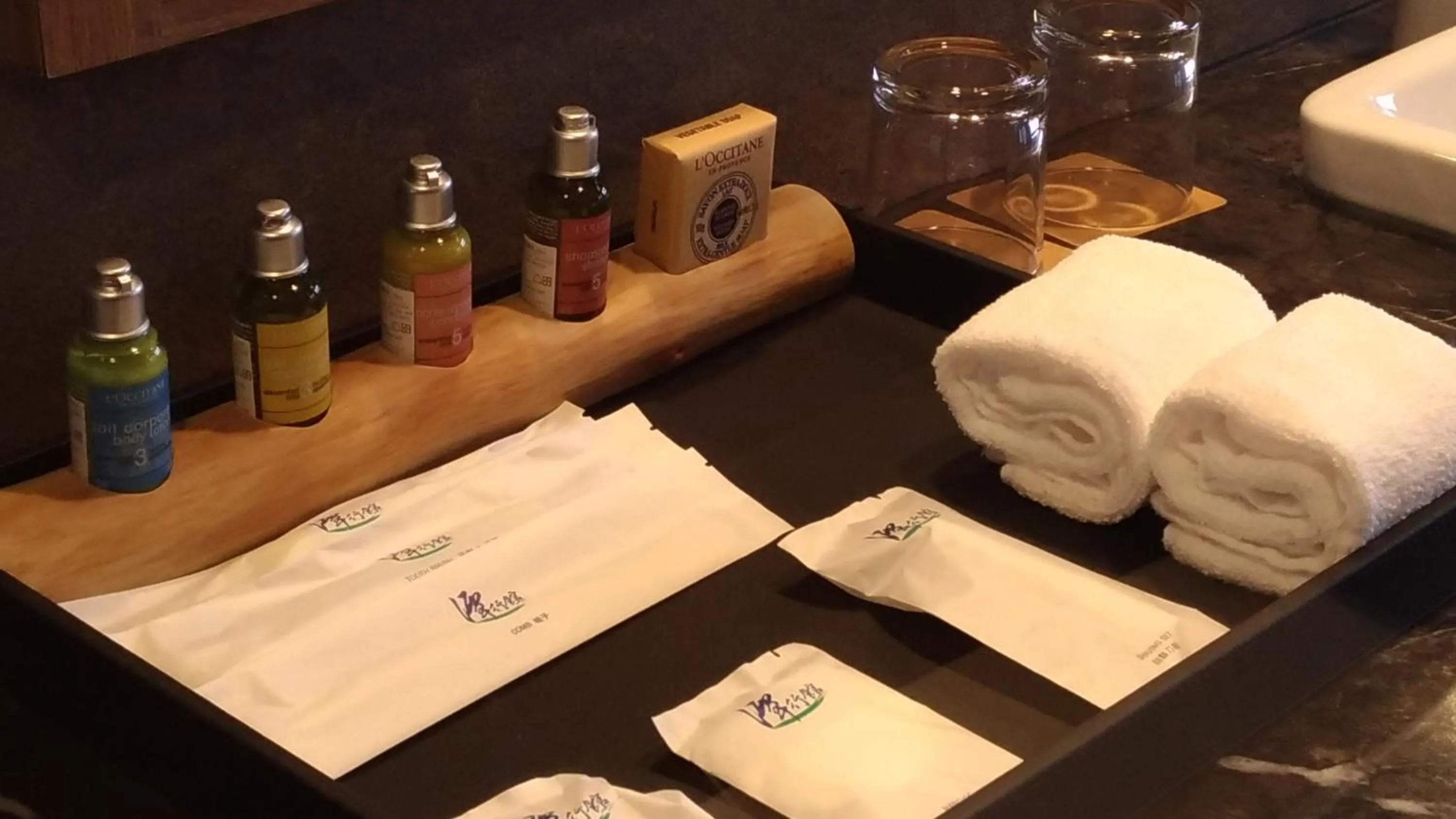 Queen Room in Tan Villa