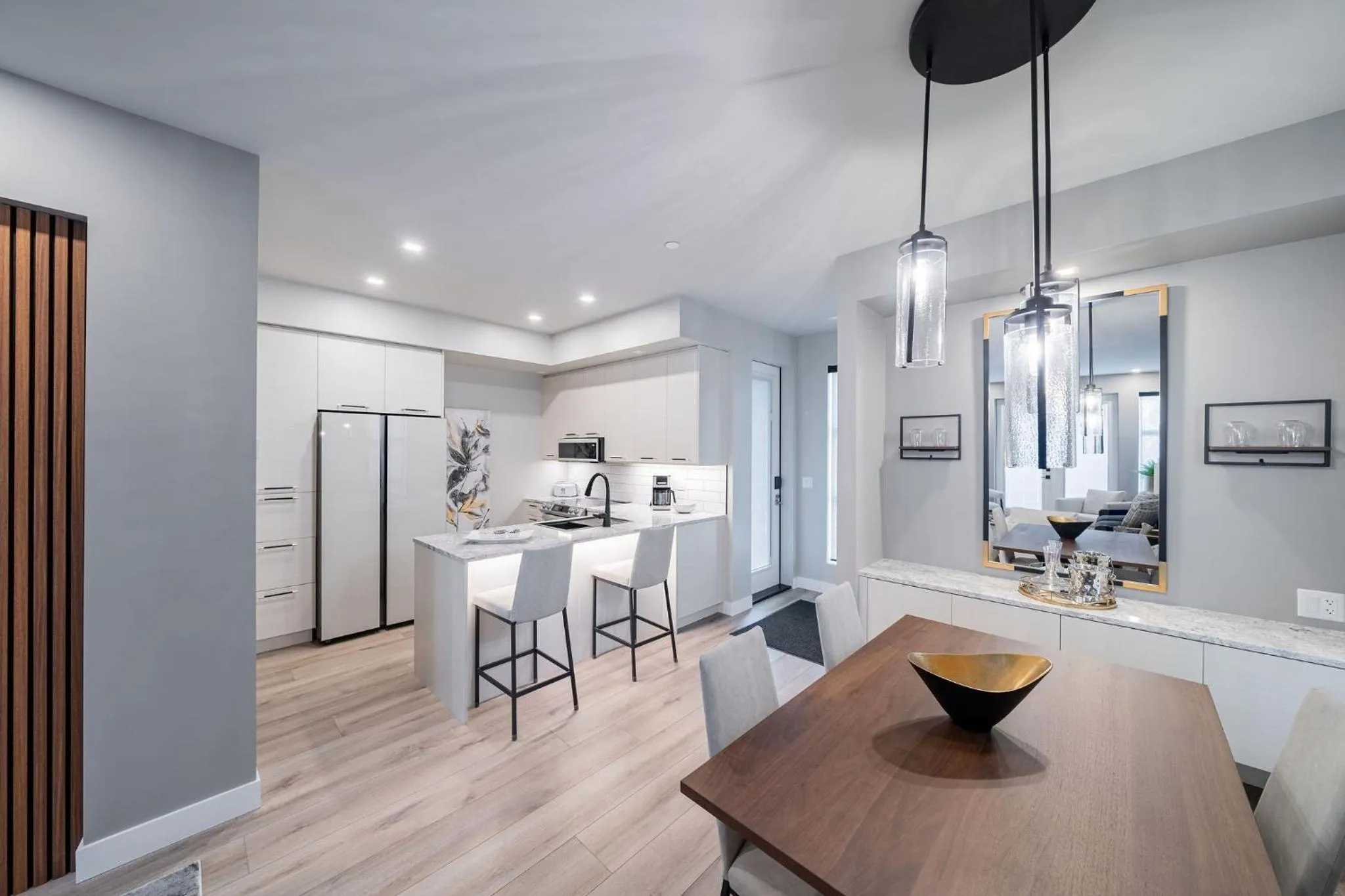 Two Bedroom Waterfront Townhome in Sunrise Ridge Waterfront Resort