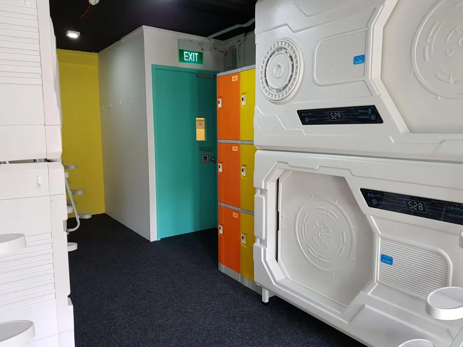 Single Capsule in Galaxy Pods @ Chinatown