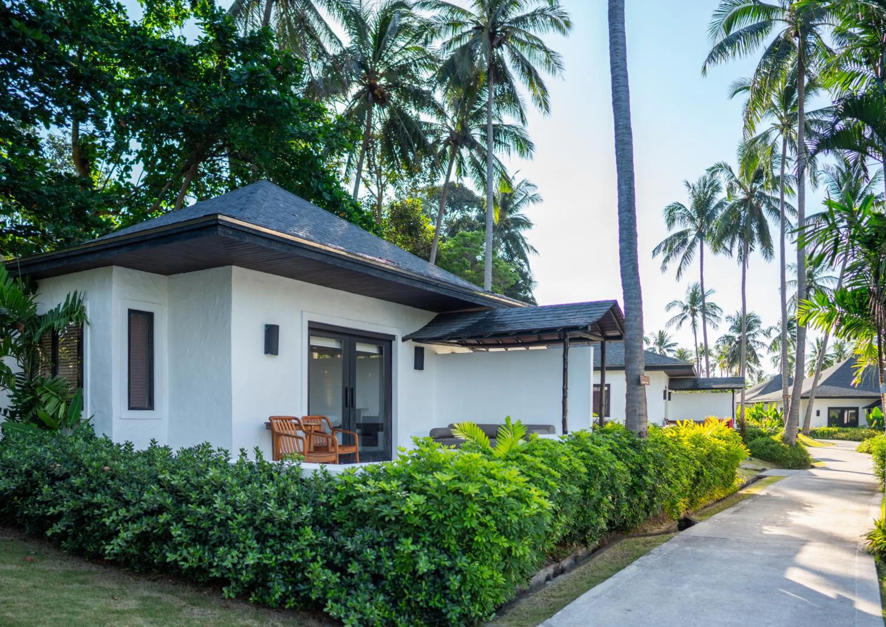 Deluxe King with Garden View in The Racha