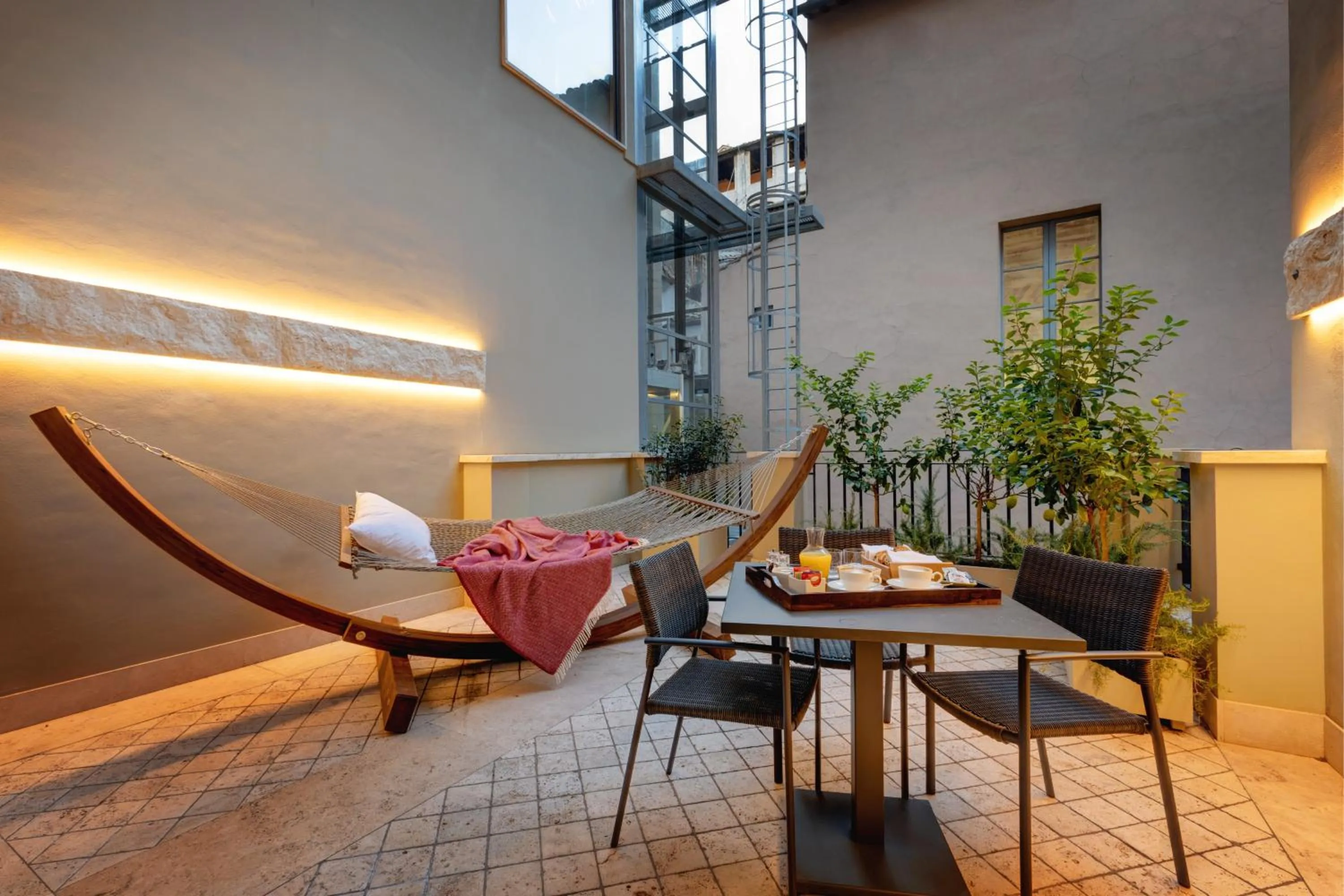 Suite with Terrace in Singer Palace Hotel Roma