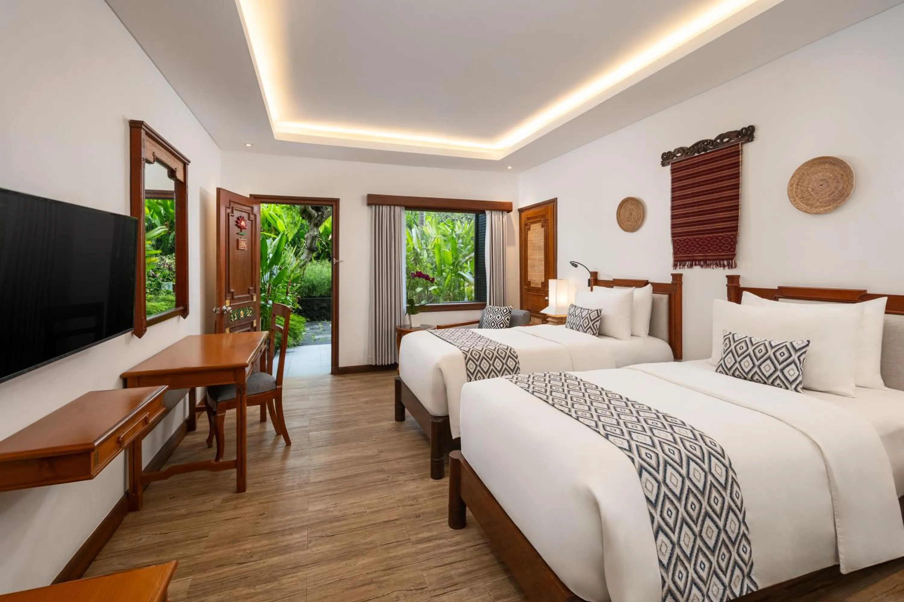 Deluxe Room in Ramayana Candidasa Beach Resort