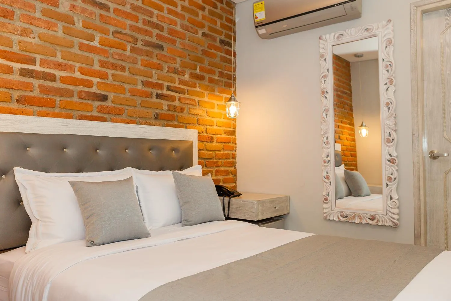 Double Room in Hotel Boutique ADAZ