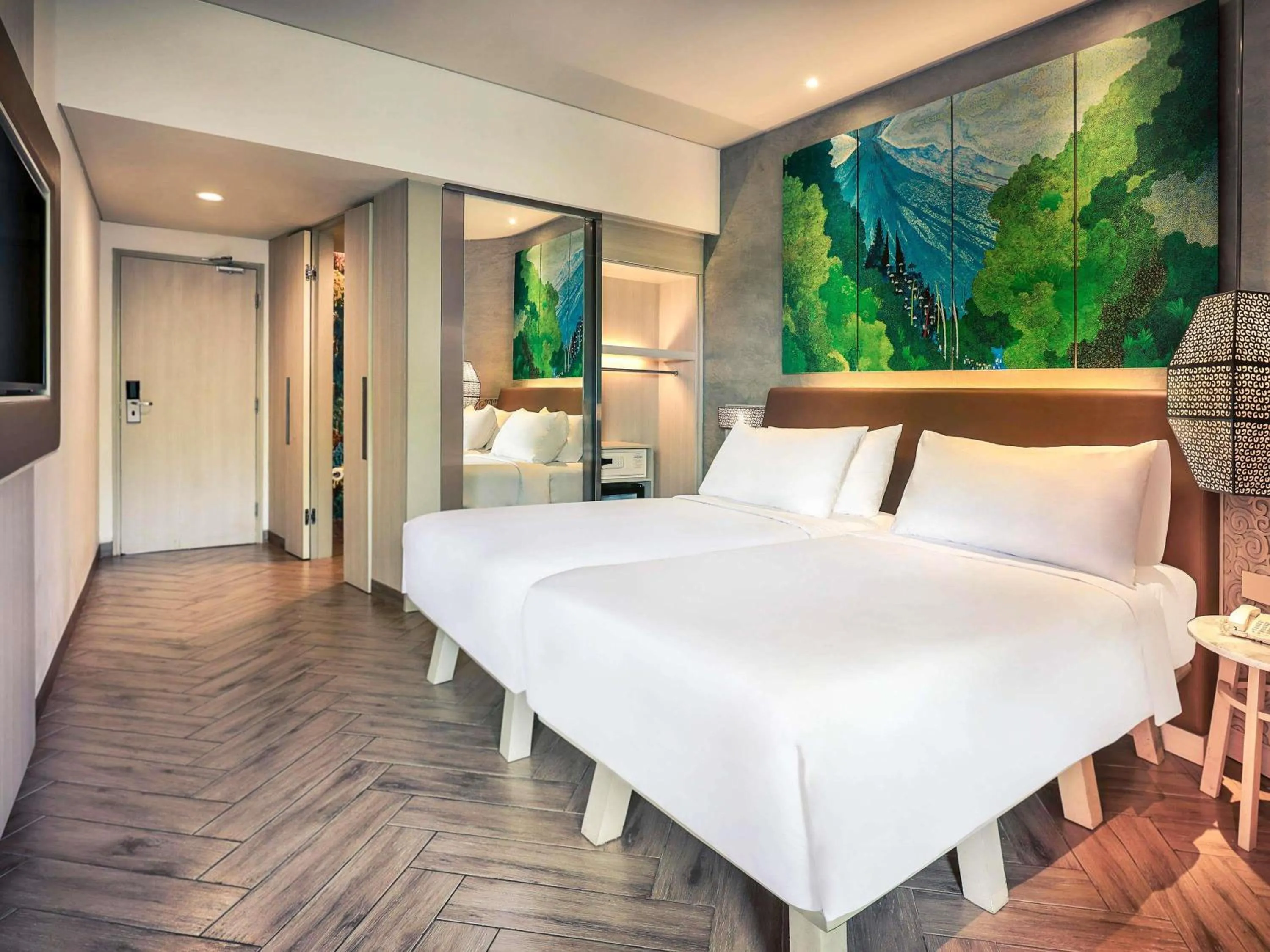 Deluxe Twin Room with Free Benefit in Mercure Kuta Bali