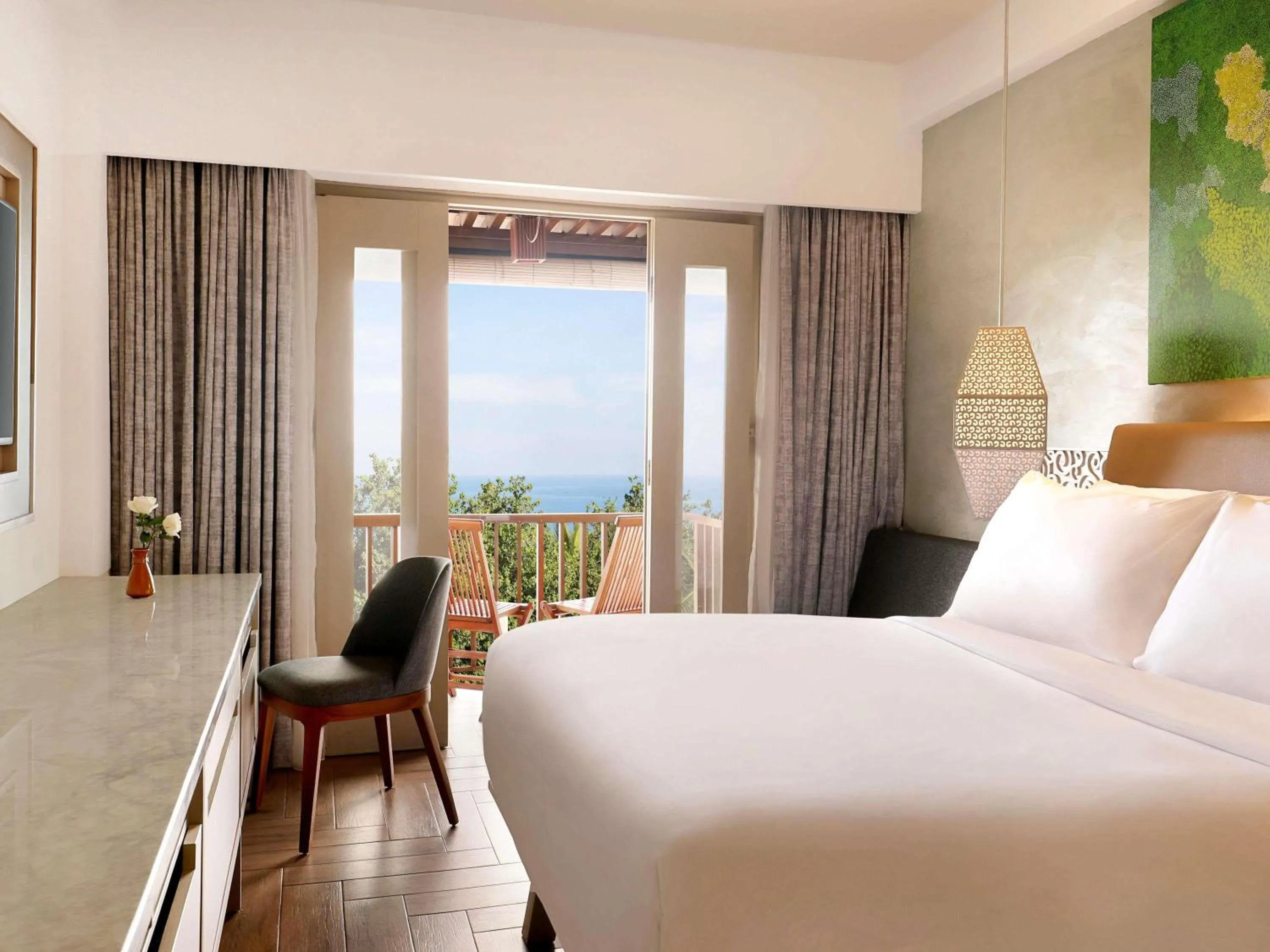 Deluxe Double Room with Ocean View and Free Benefit in Mercure Kuta Bali