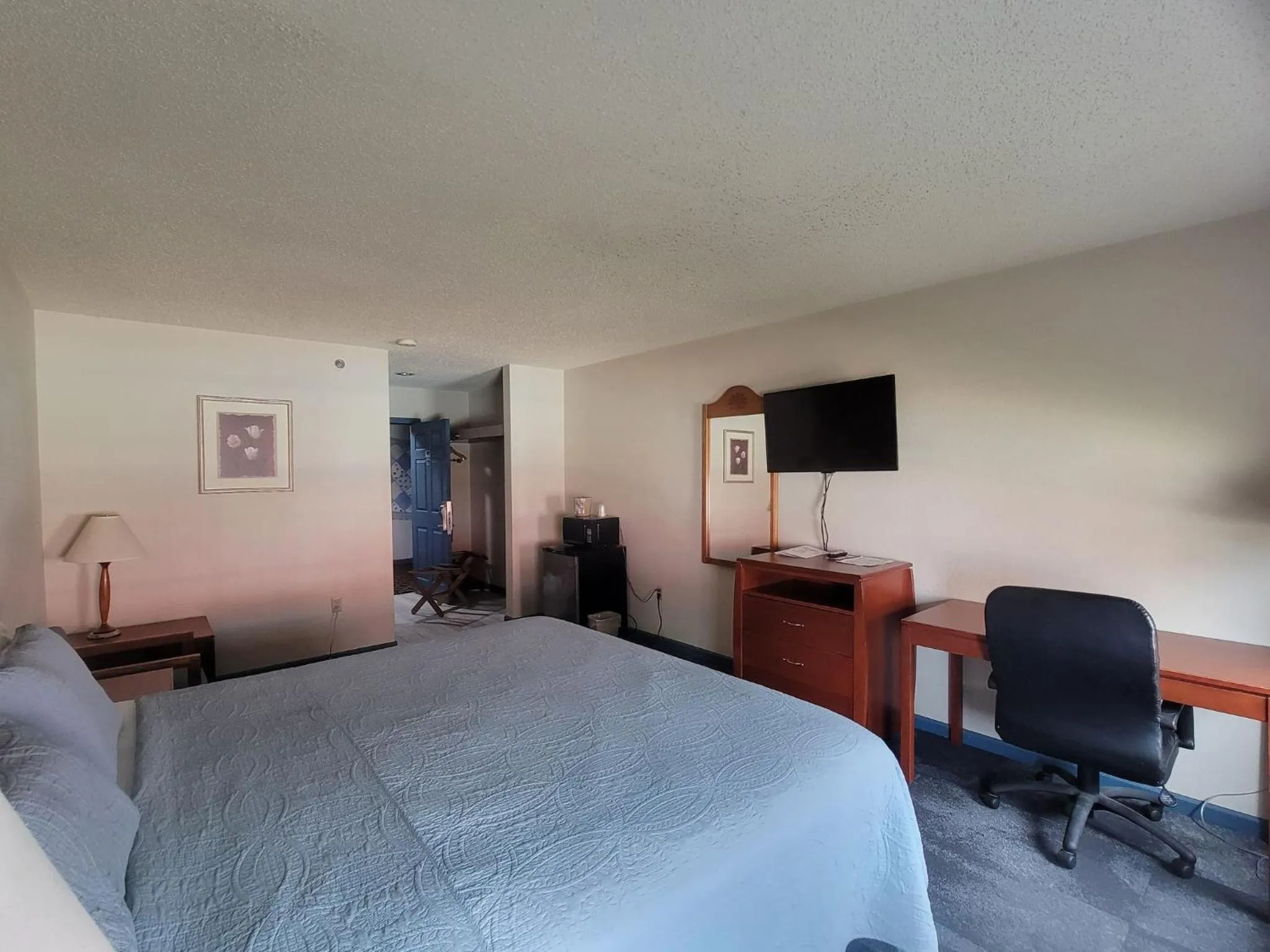 King Room - Disability Access in CountrySide Inn