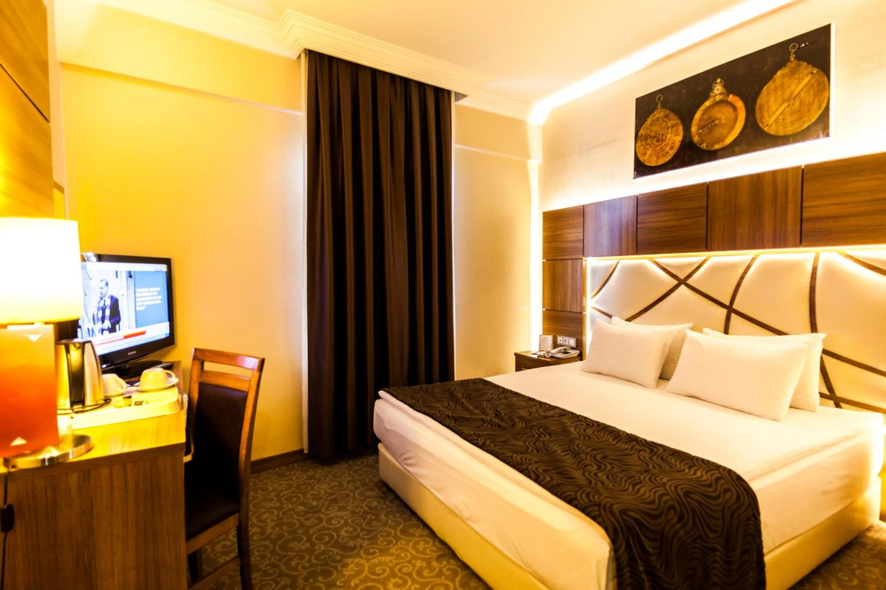 Standard Single Room - single occupancy in Rumi Hotel