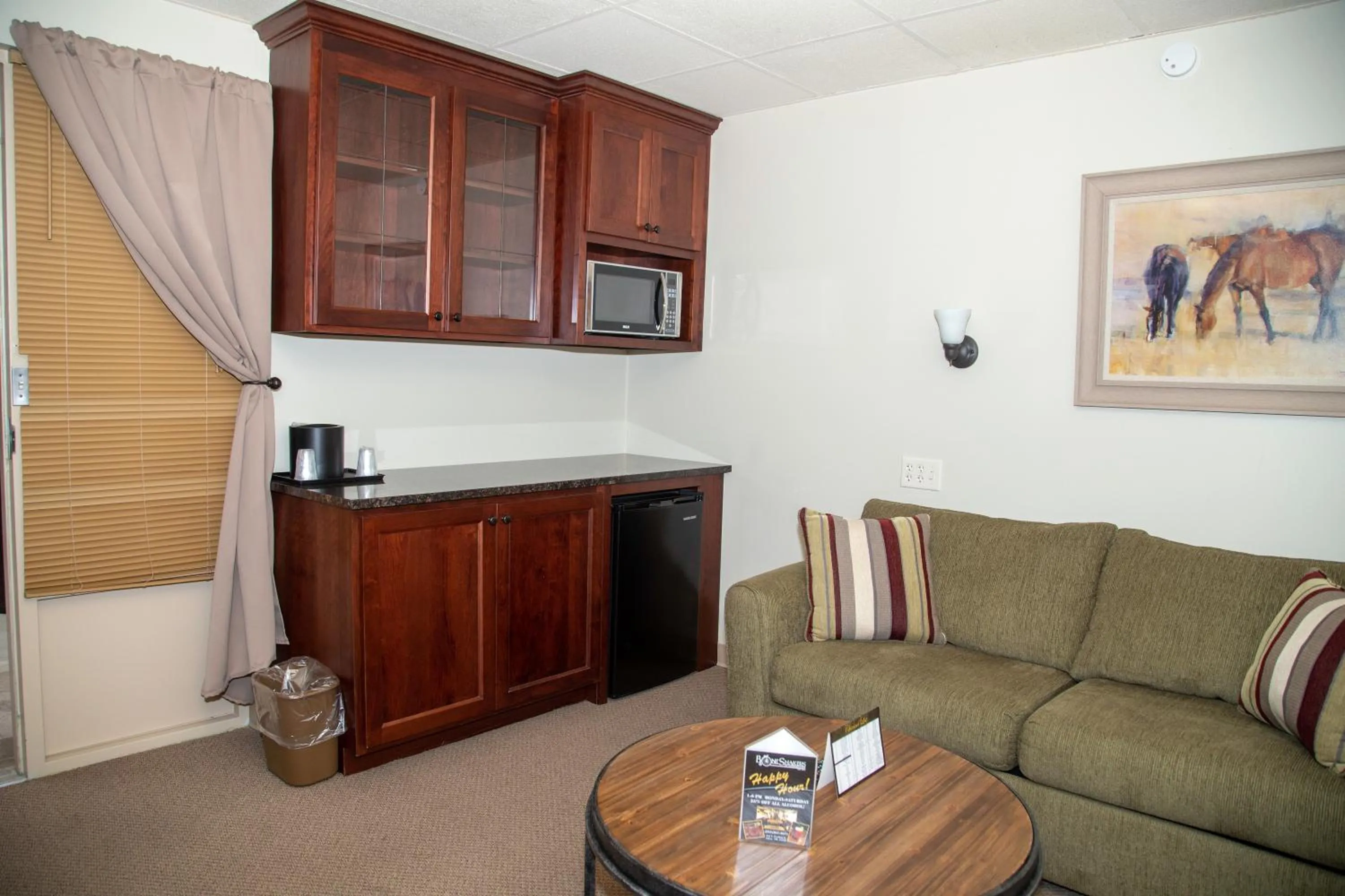 King Suite in The Stables Inn & Suites