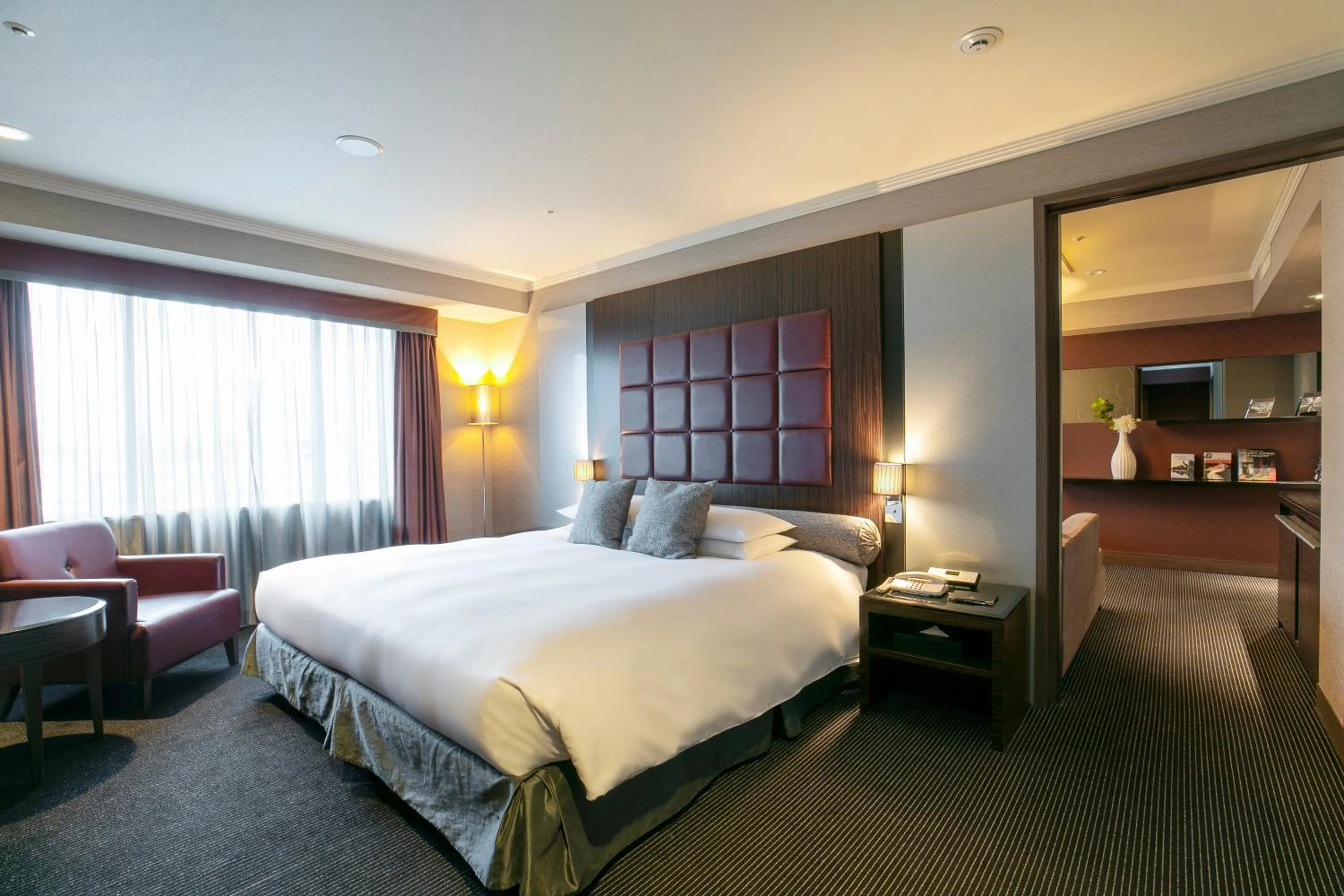 Corner Suite Double Room - Non-Smoking in Nagoya Tokyu Hotel