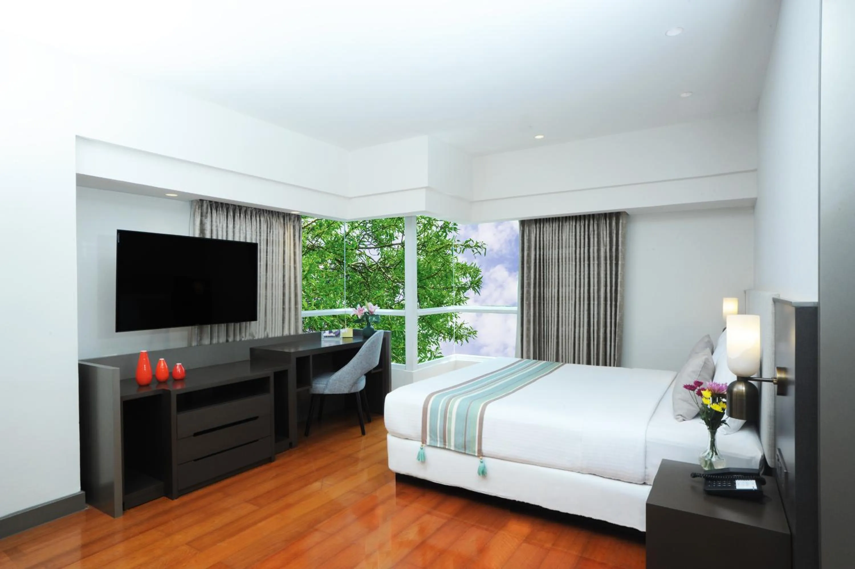 Three Bedroom Deluxe Suite in Somerset Berlian Jakarta