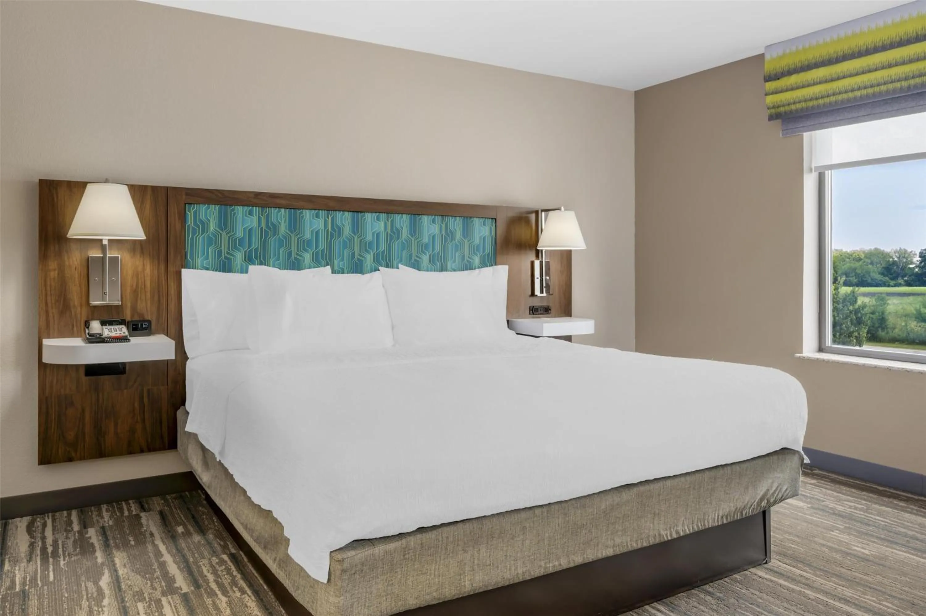 King Studio Suite with Sofa Bed - Non-Smoking in Hampton Inn & Suites Crawfordsville