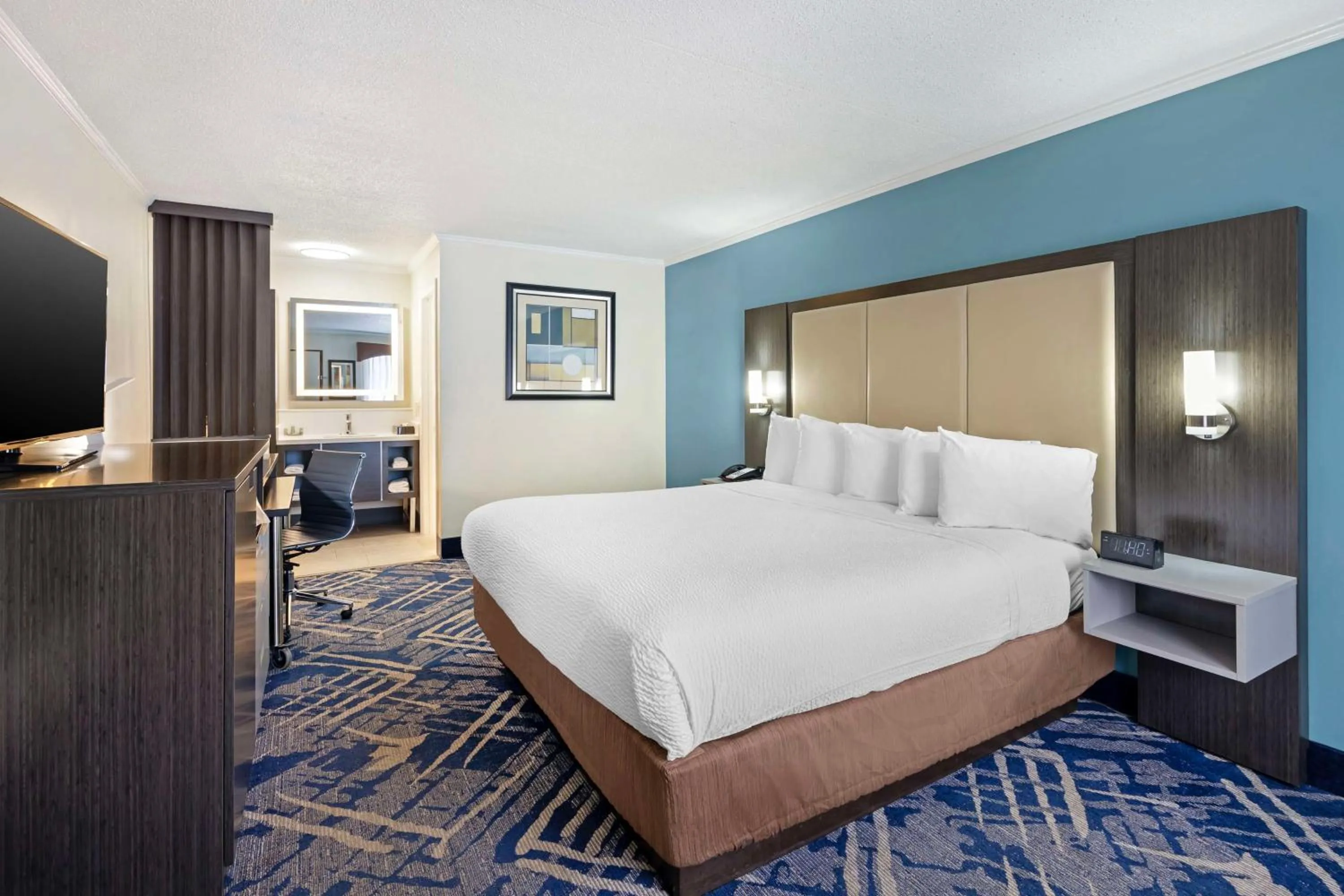 King Room - Non-Smoking in Best Western Franklin