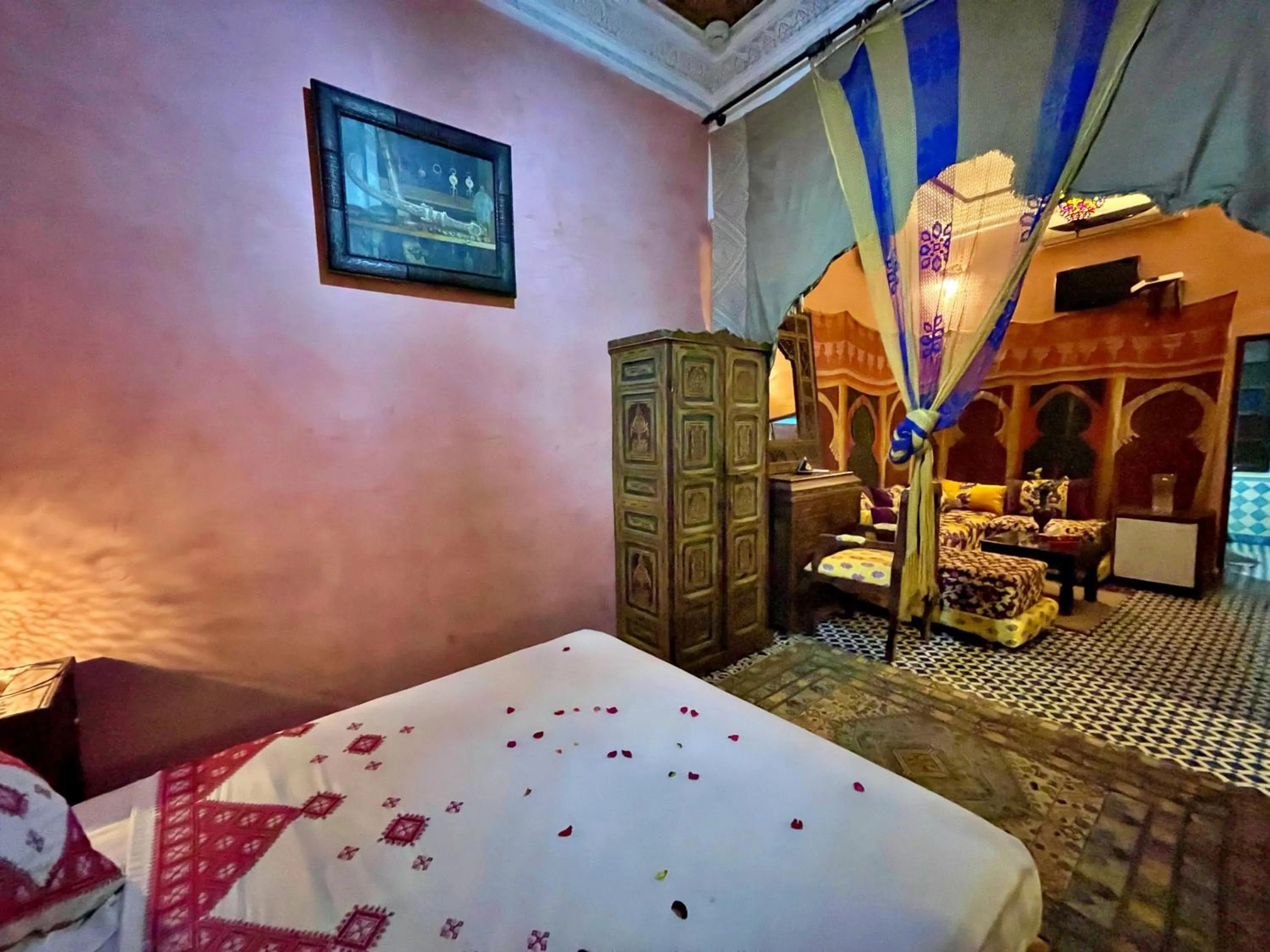 Presidential Suite Abdul - single occupancy in Riad Dar Guennoun - Luxury Suites in the Heart of Fes
