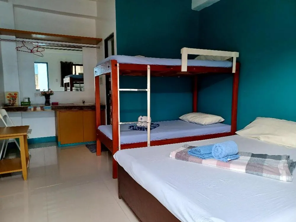 Family Room in Pete's inn