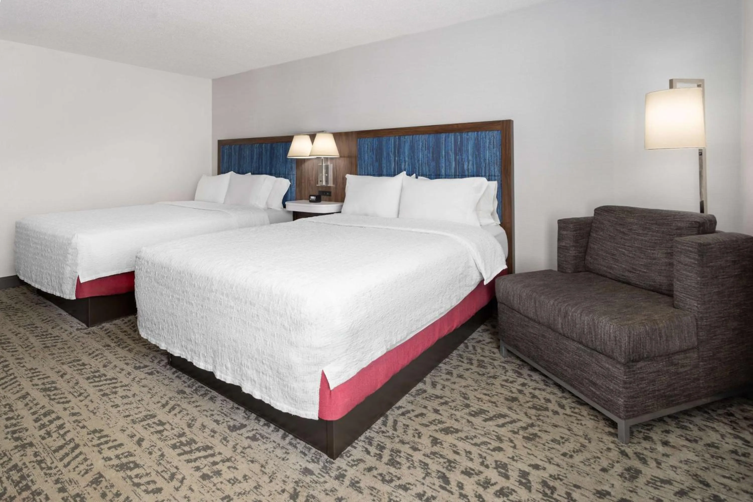Queen Room with Two Queen Beds - Non-Smoking in Hampton Inn Atlanta/Douglasville