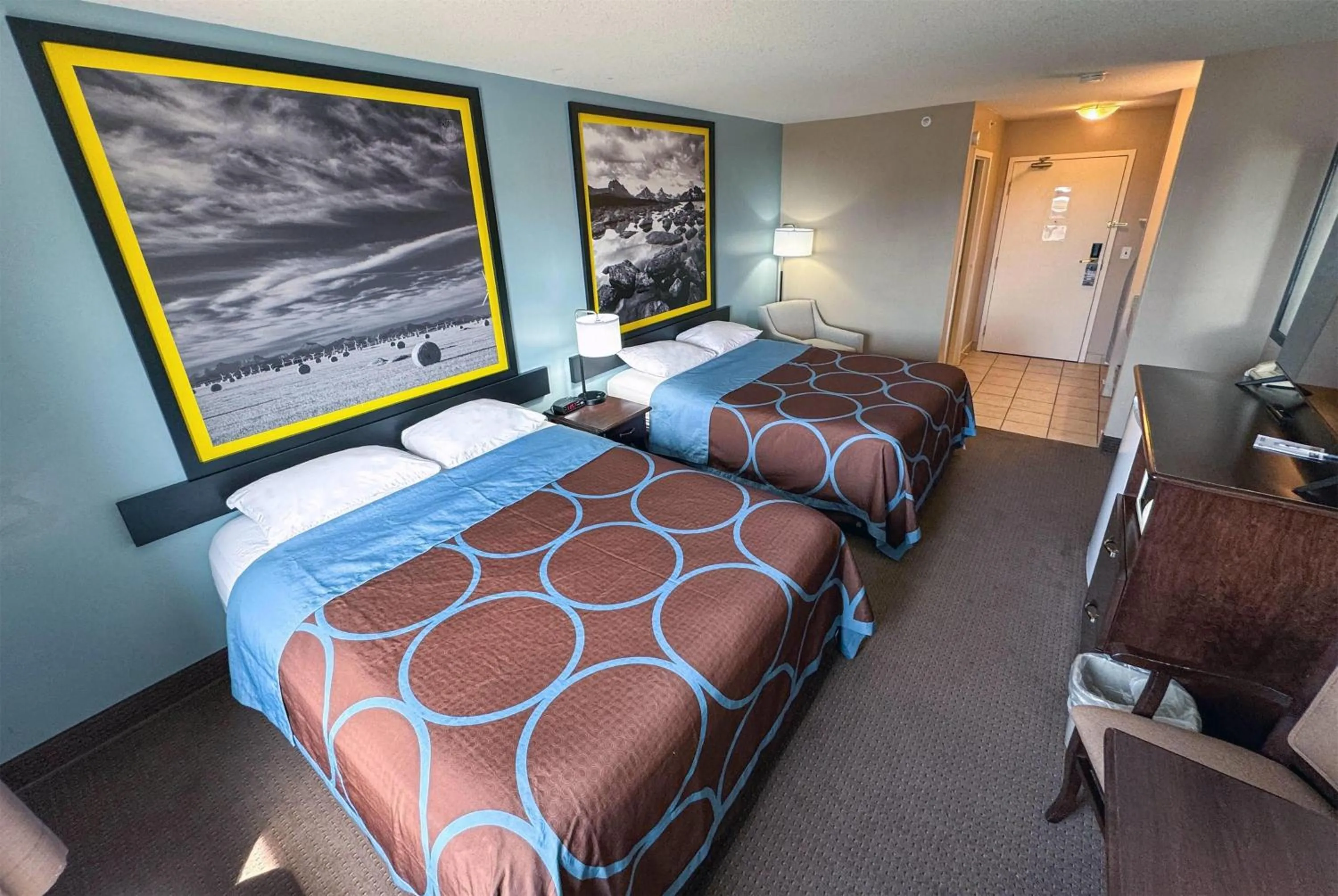 Standard Queen Room with Two Queen Beds in Super 8 by Wyndham Edmonton South