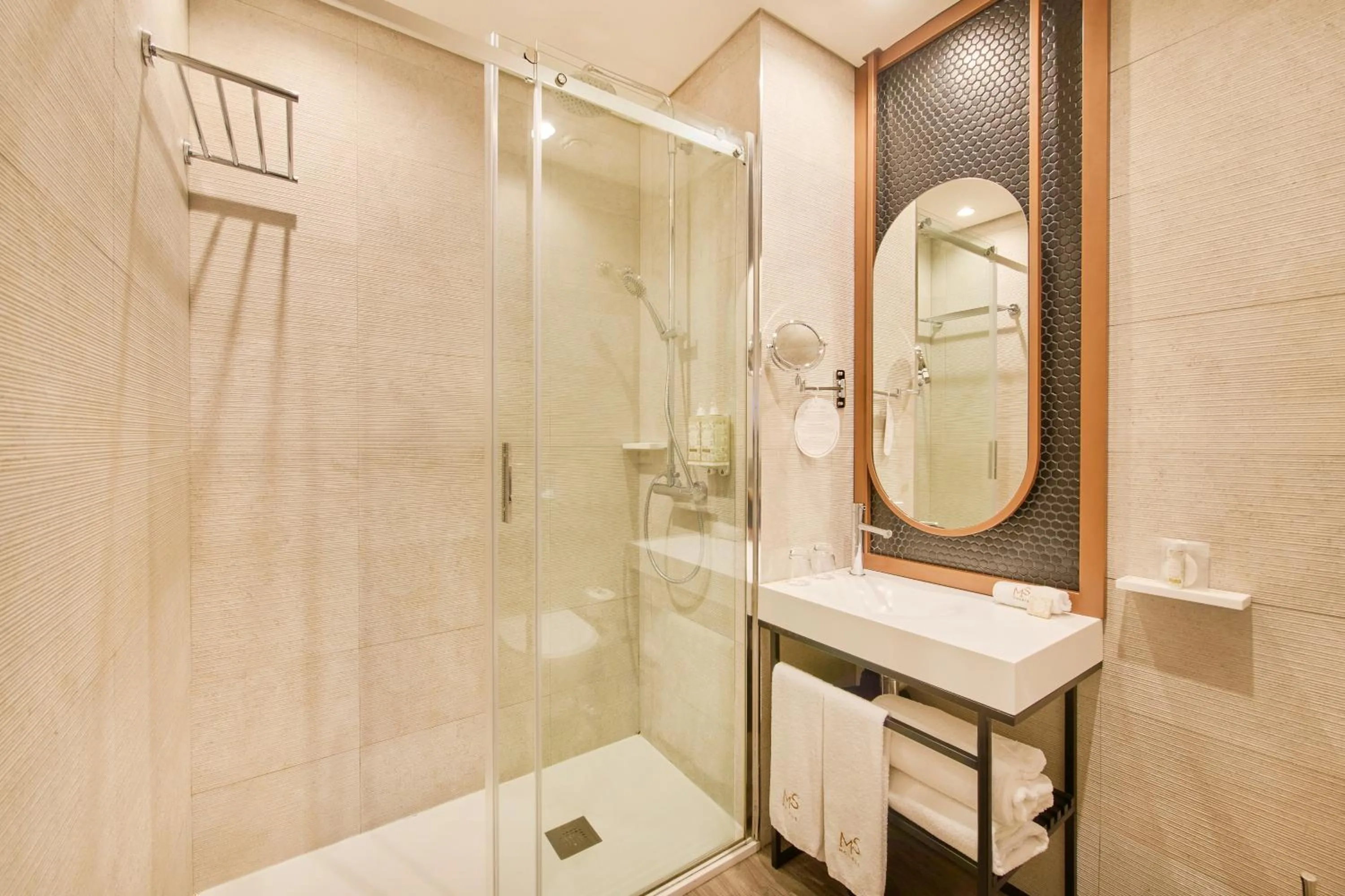 Standard Double Room with City View in Hotel Moon & Sun Braga