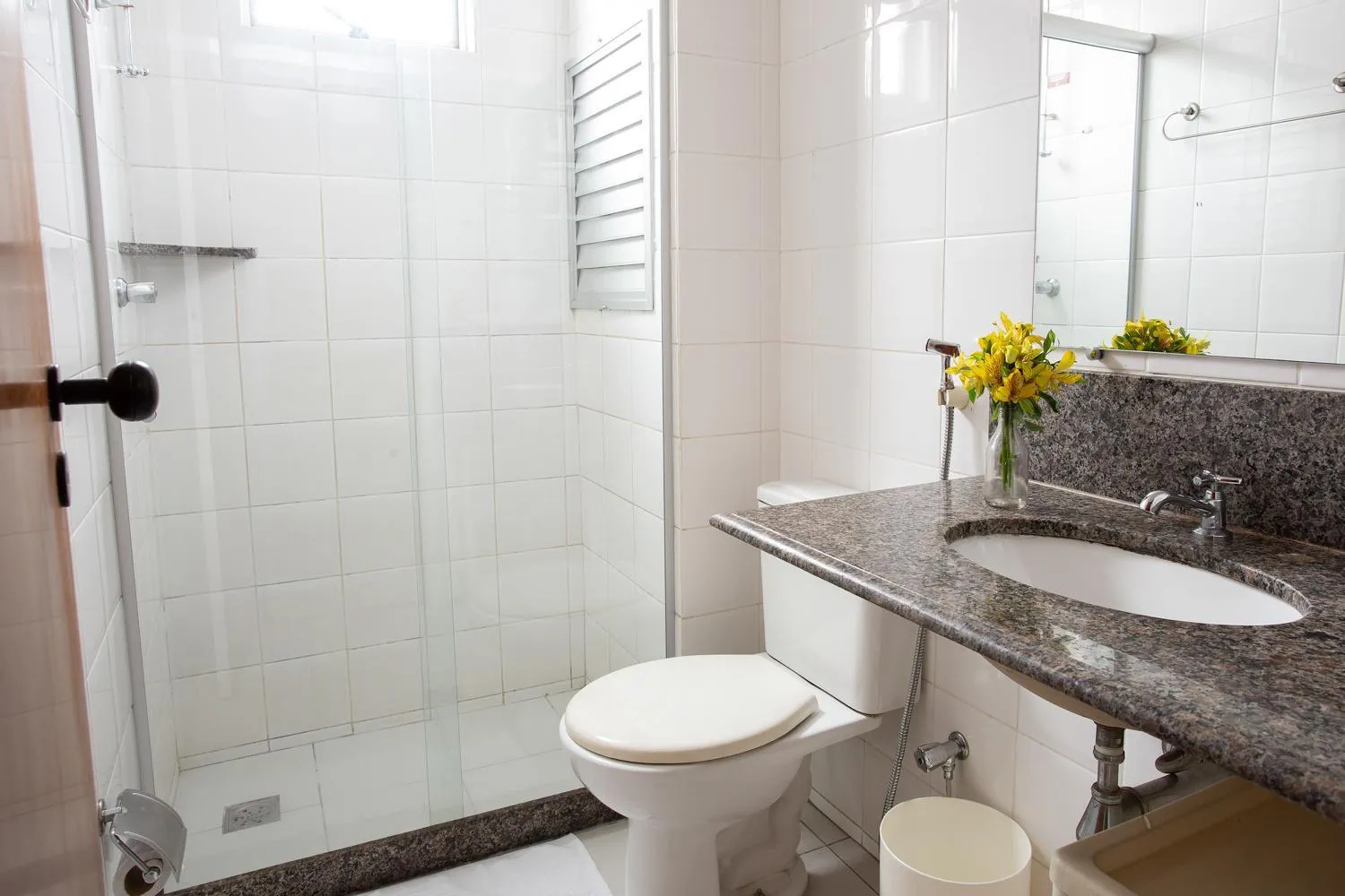 Twin Room - single occupancy in Pampulha Flat