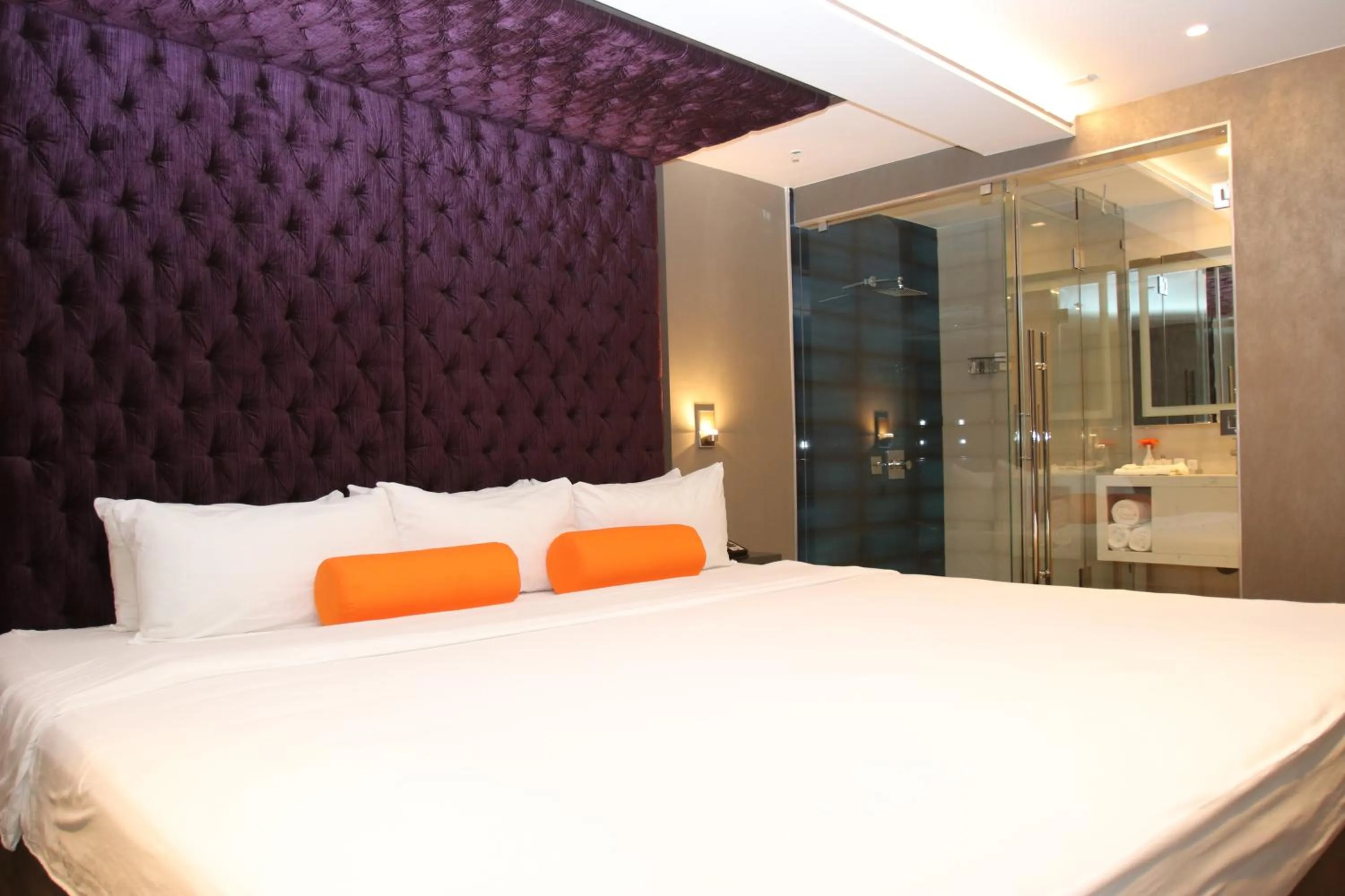 Presidential Suite in BLVD Hotel and Studios Universal-Hollywood, an Ascend Collection Hotel