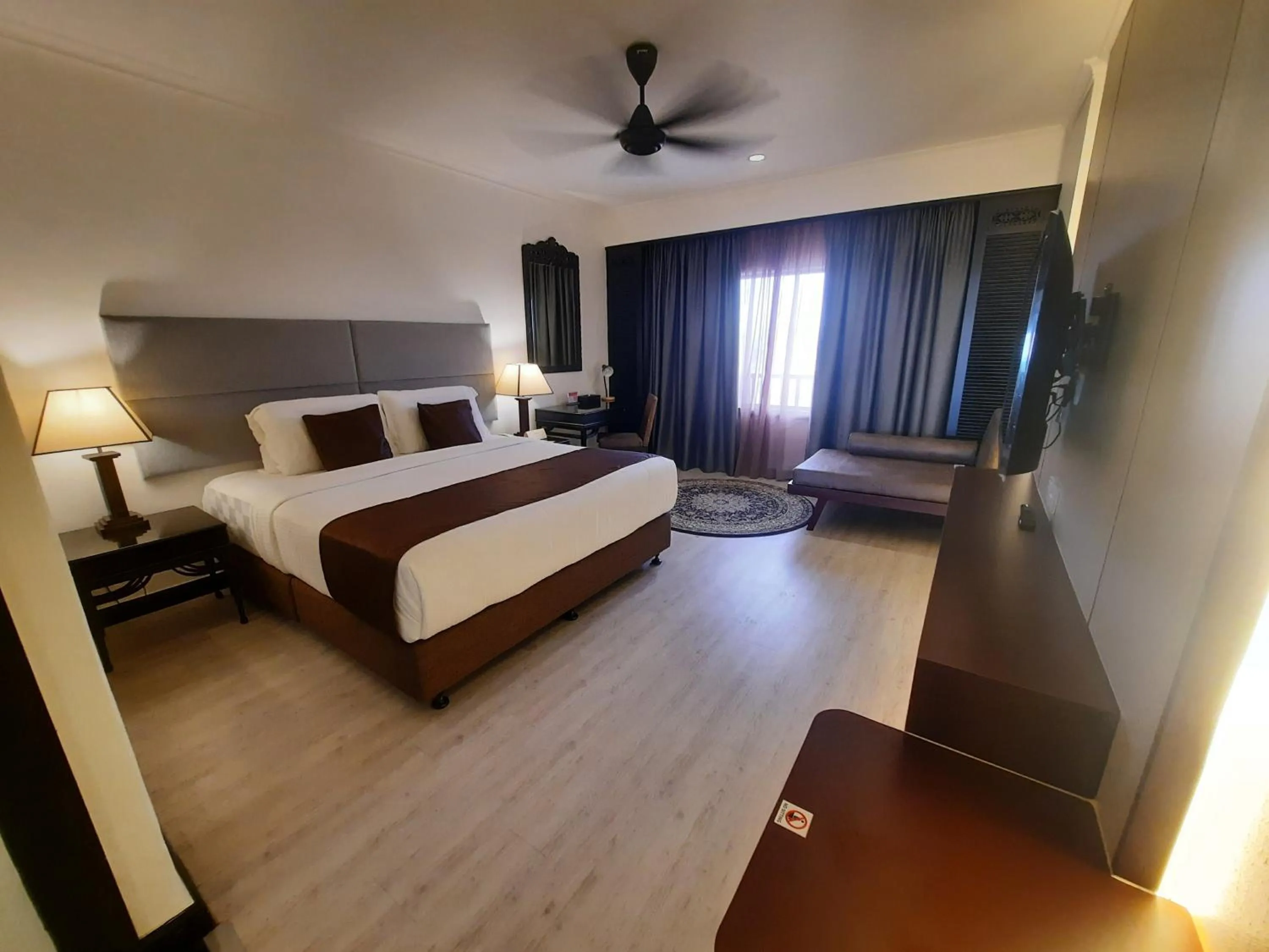 Premier Executive in Resorts World Kijal