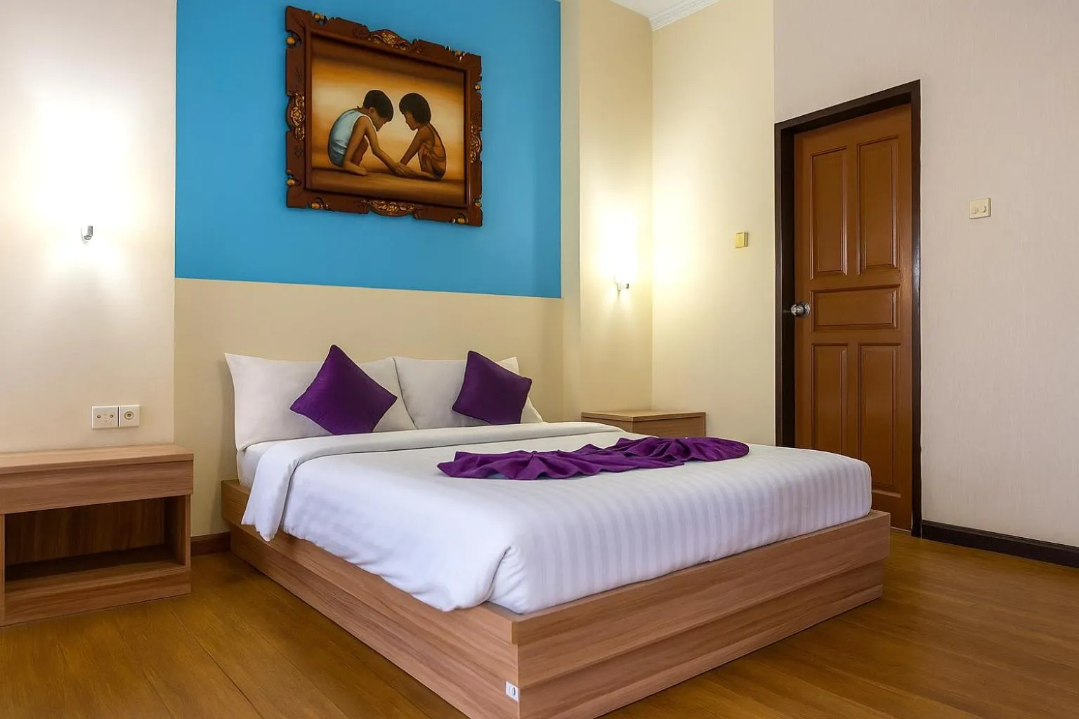 Double Room with Two Double Beds in Puri Saron Denpasar Hotel