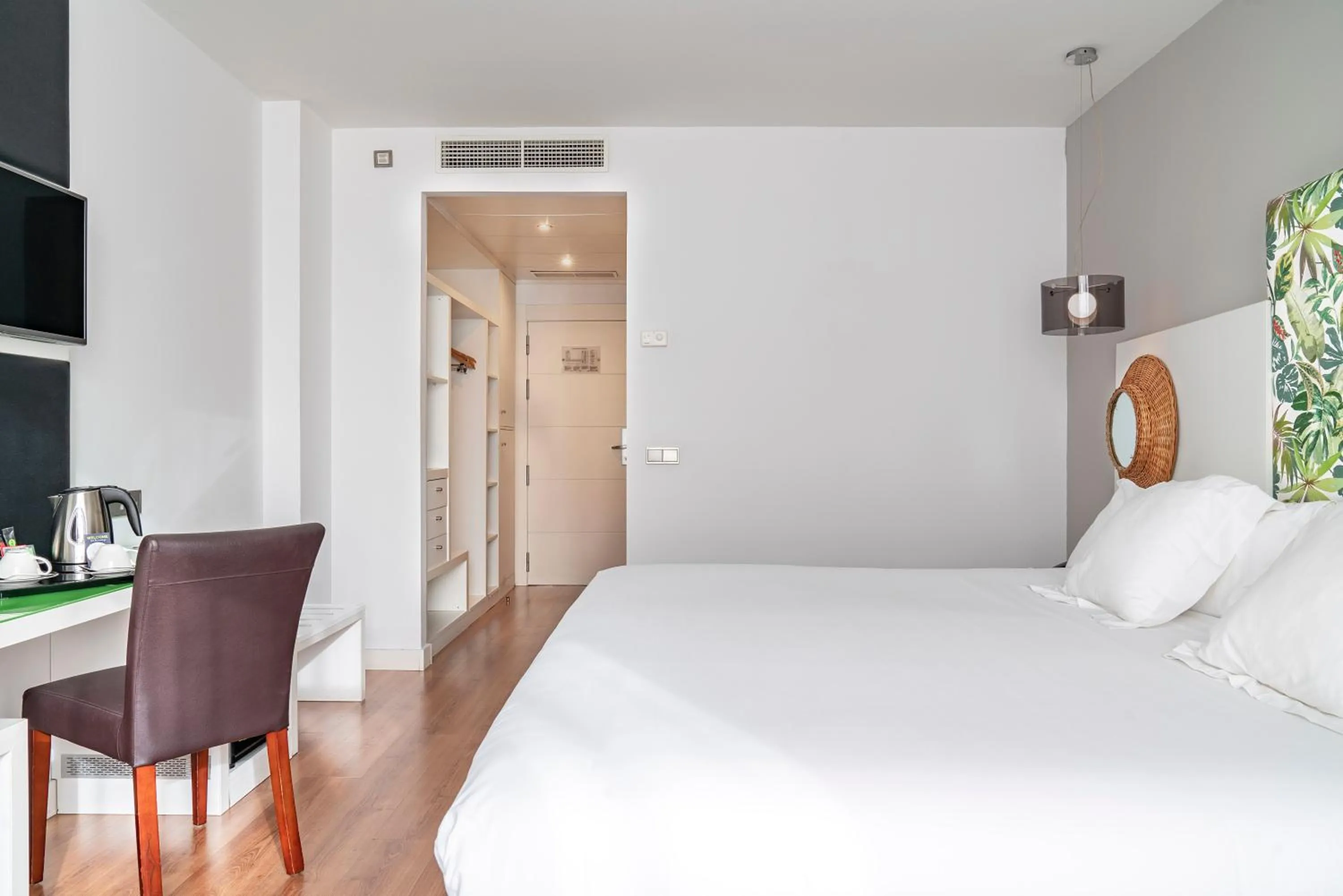 Double Room with Extra Bed (3 Adults) in Vincci Málaga