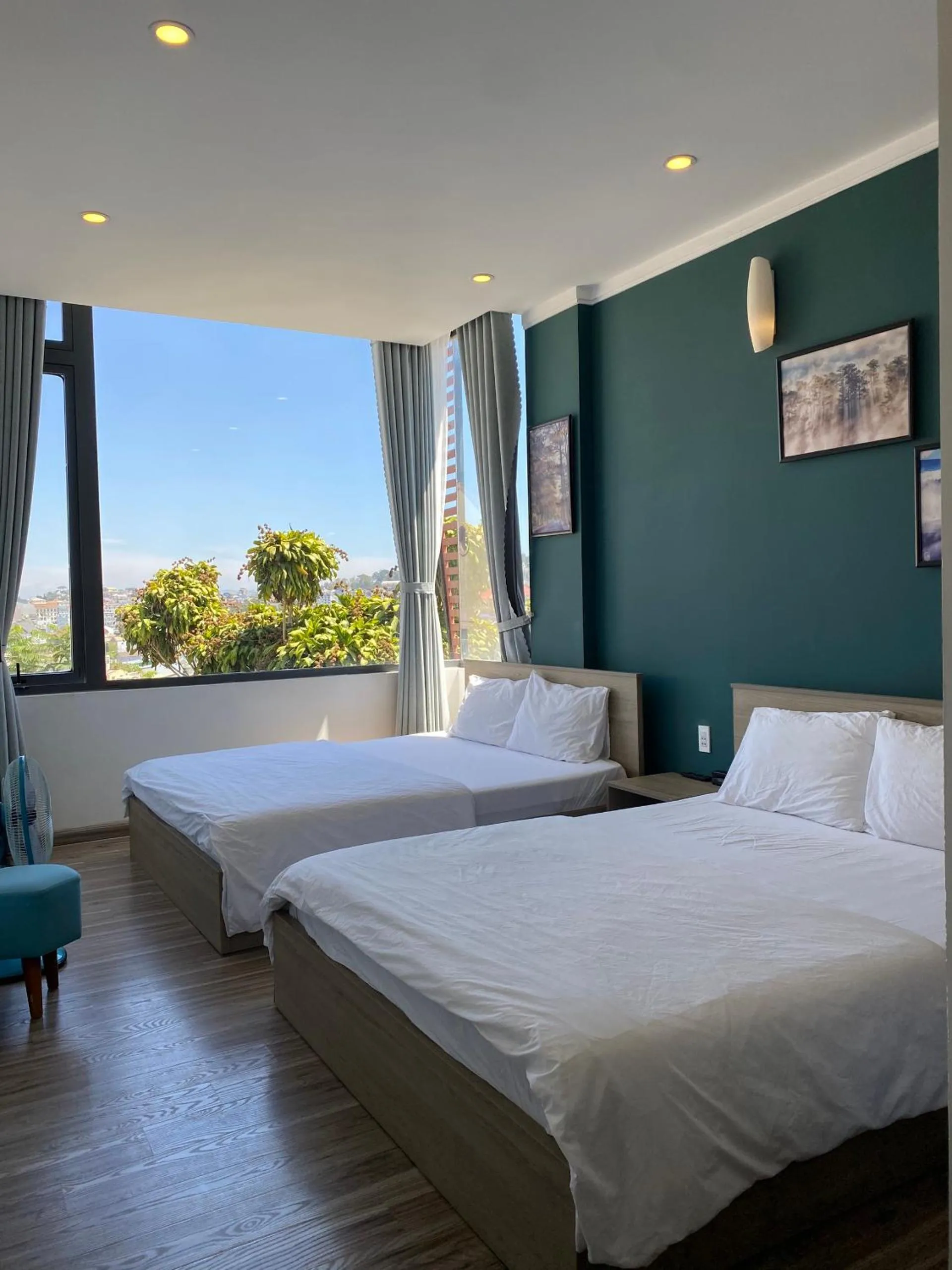 Standard Quadruple Room in Dalat Memory Inn