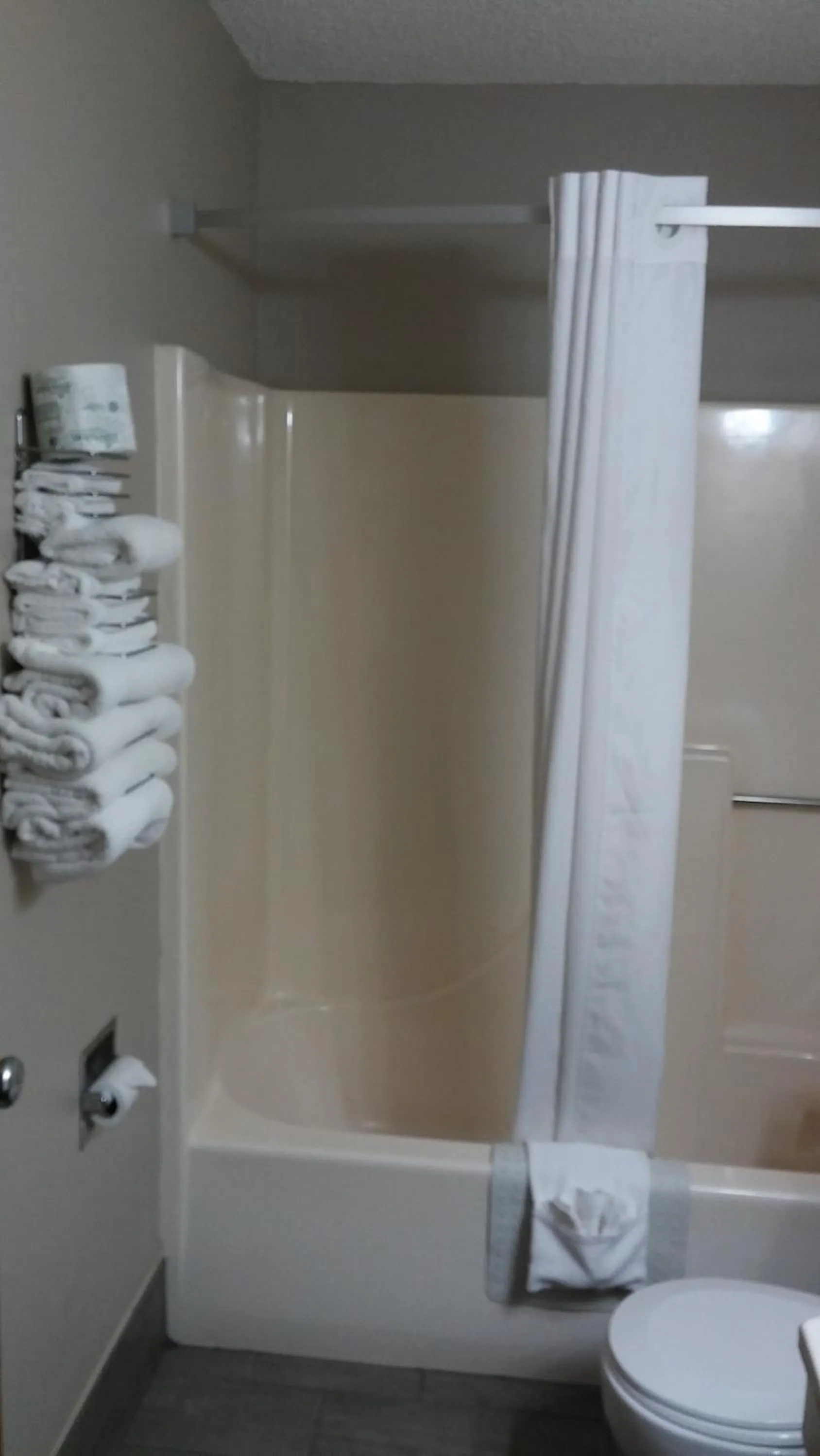 King Studio Suite - Non-Smoking in Super 8 by Wyndham Keokuk