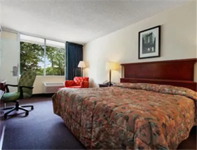 King Room - Non-Smoking in Super 8 by Wyndham Dover