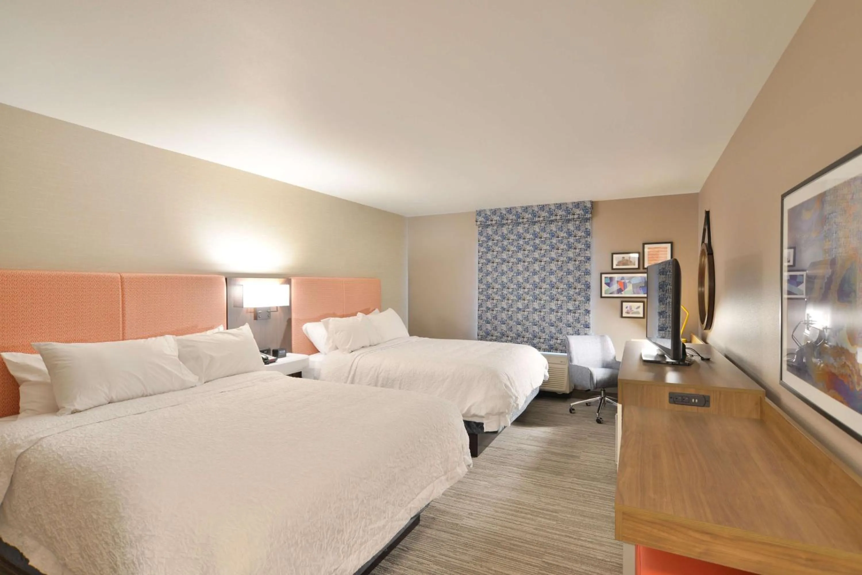 Queen Room with Two Queen Beds - Non-Smoking in Hampton Inn & Suites Menomonie-UW Stout