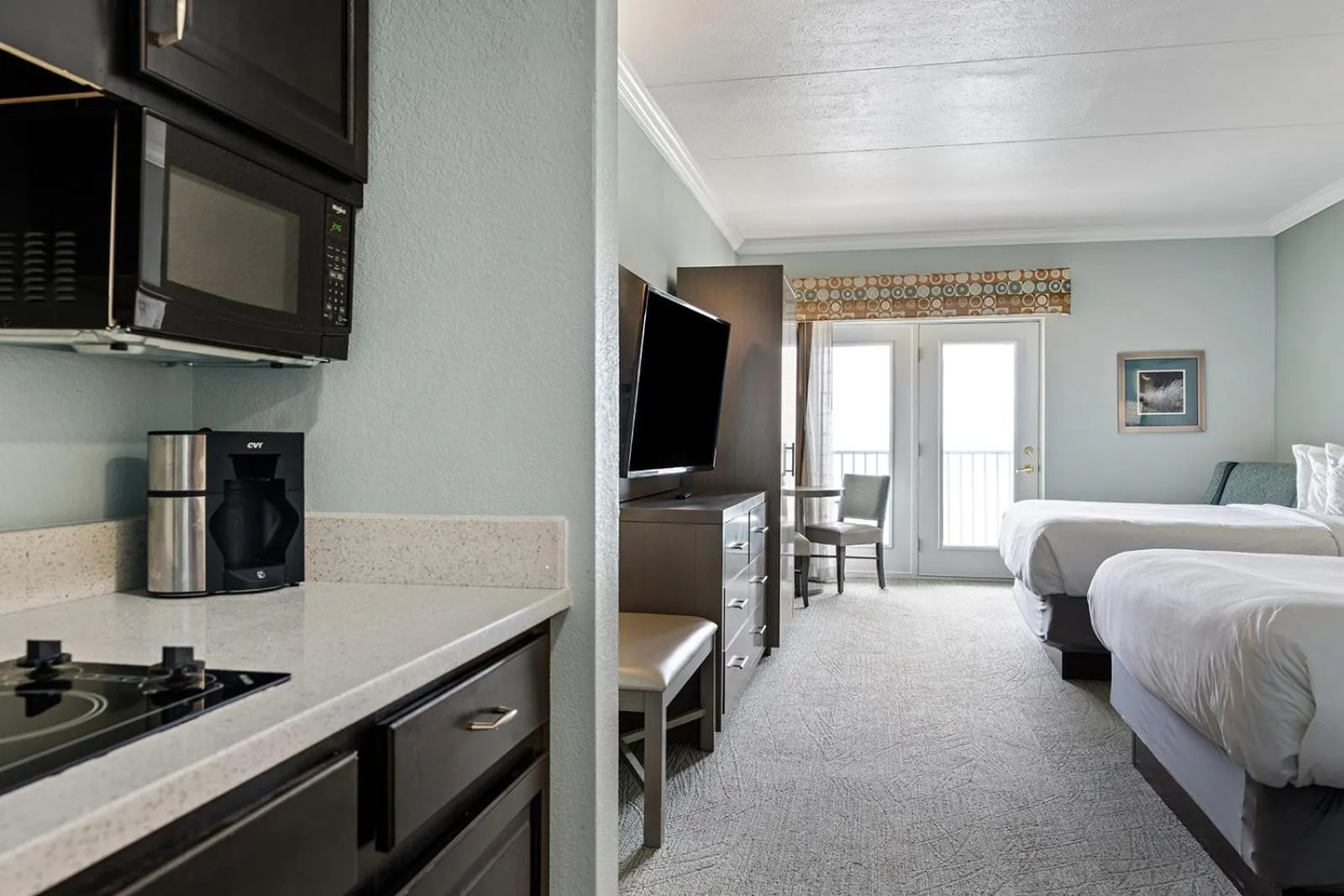 Superior Studio in Cherry Tree Inn & Suites