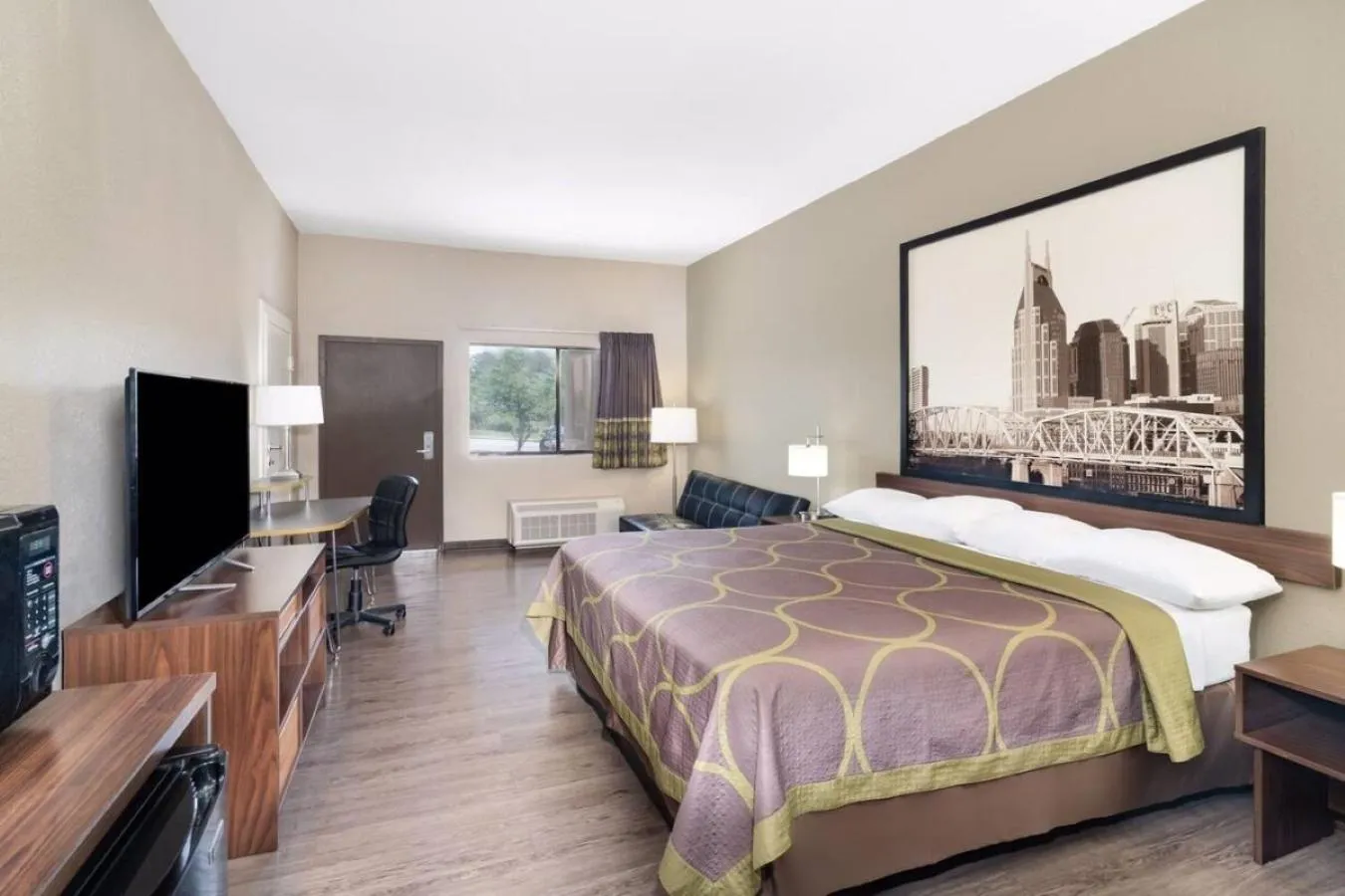 King Room - Smoking  in Super 8 by Wyndham Columbia