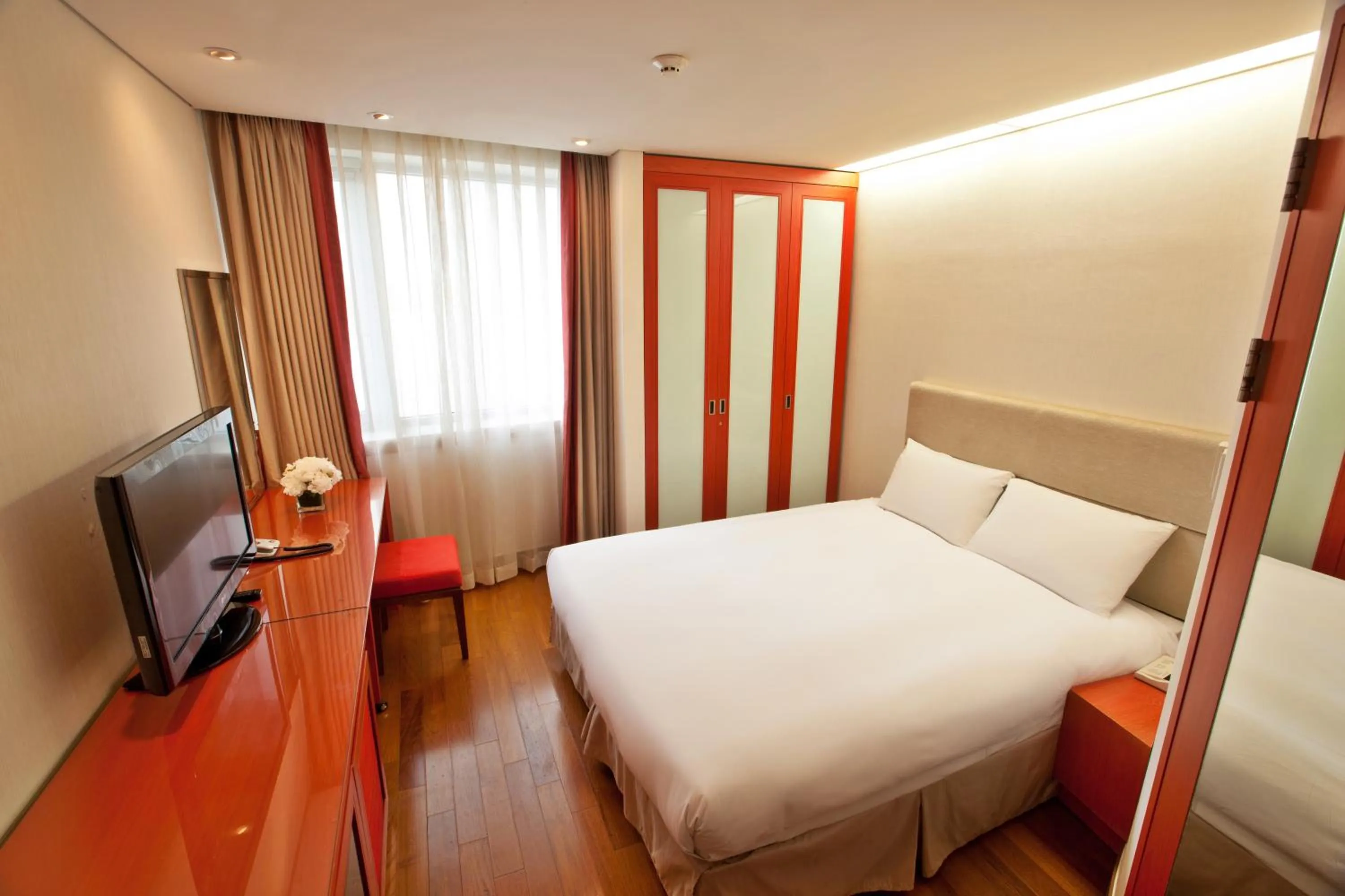 Double Room A in Hotel Prince Seoul