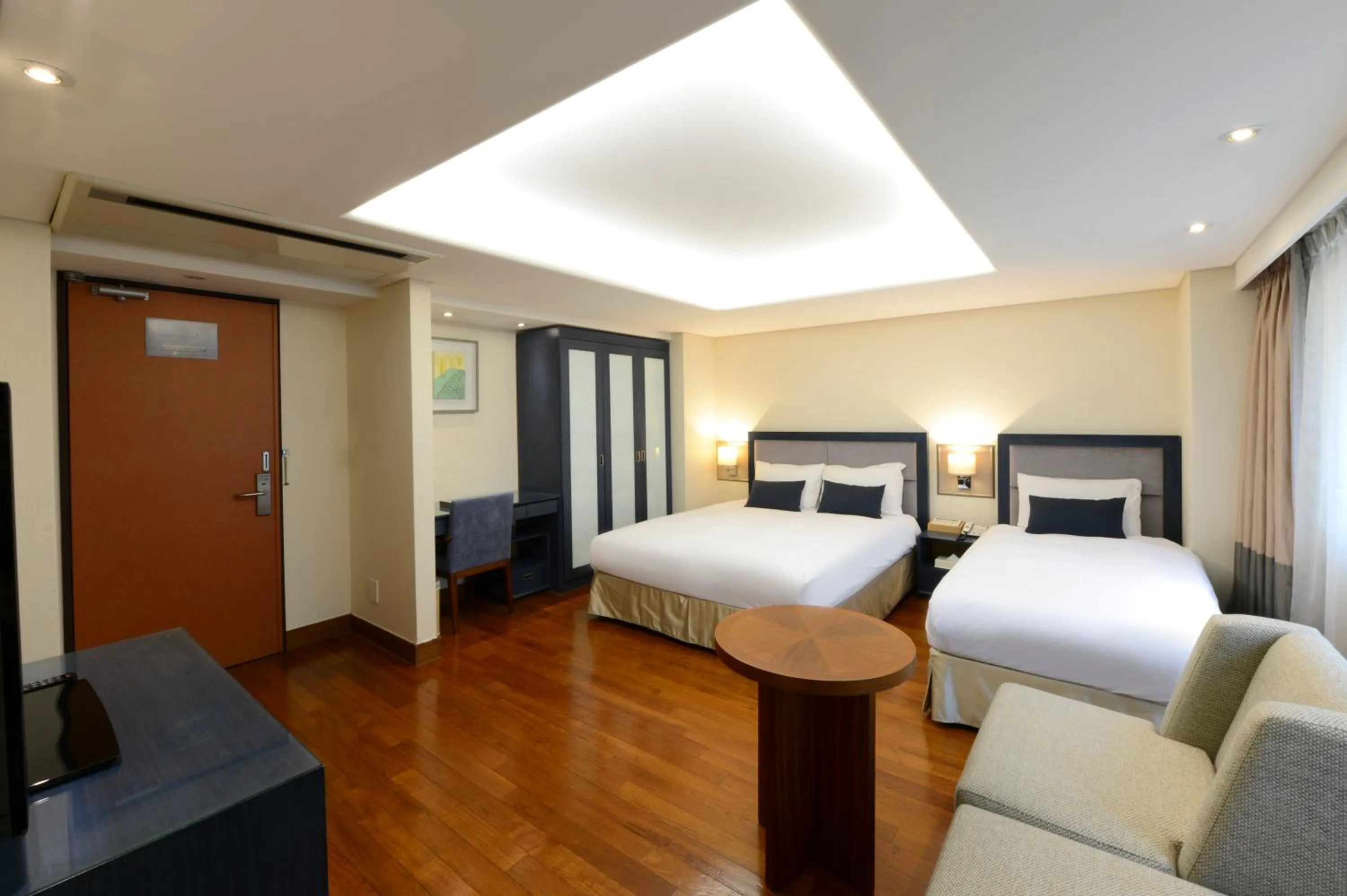 Deluxe Twin Room in Hotel Prince Seoul
