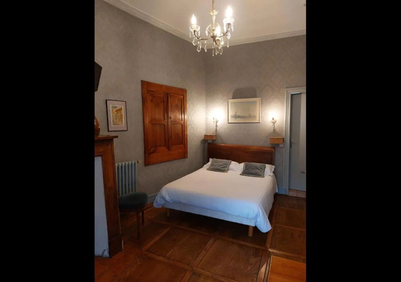 Twin Room in Logis Hôtel Beau Site